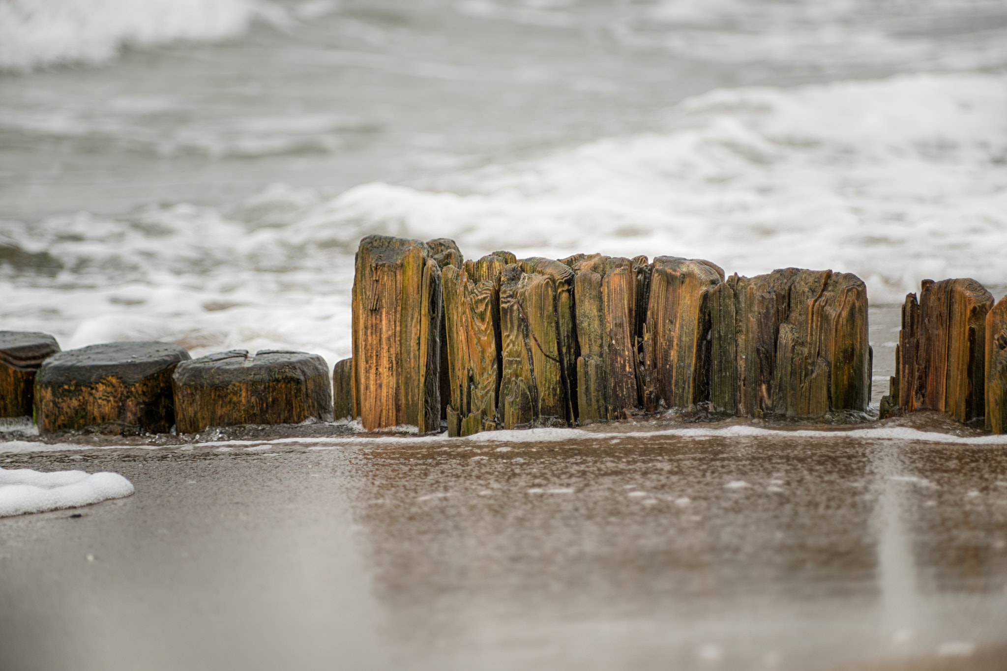 Pentax smc DA* 60-250mm F4.0 ED (IF) SDM sample photo. Sanded groyne photography