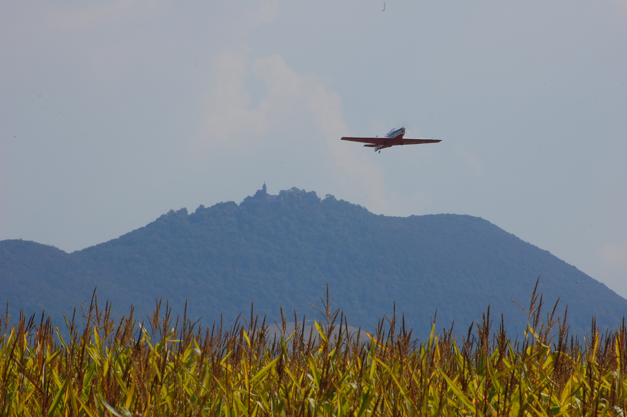 Nikon D40 sample photo. Takeoff photography