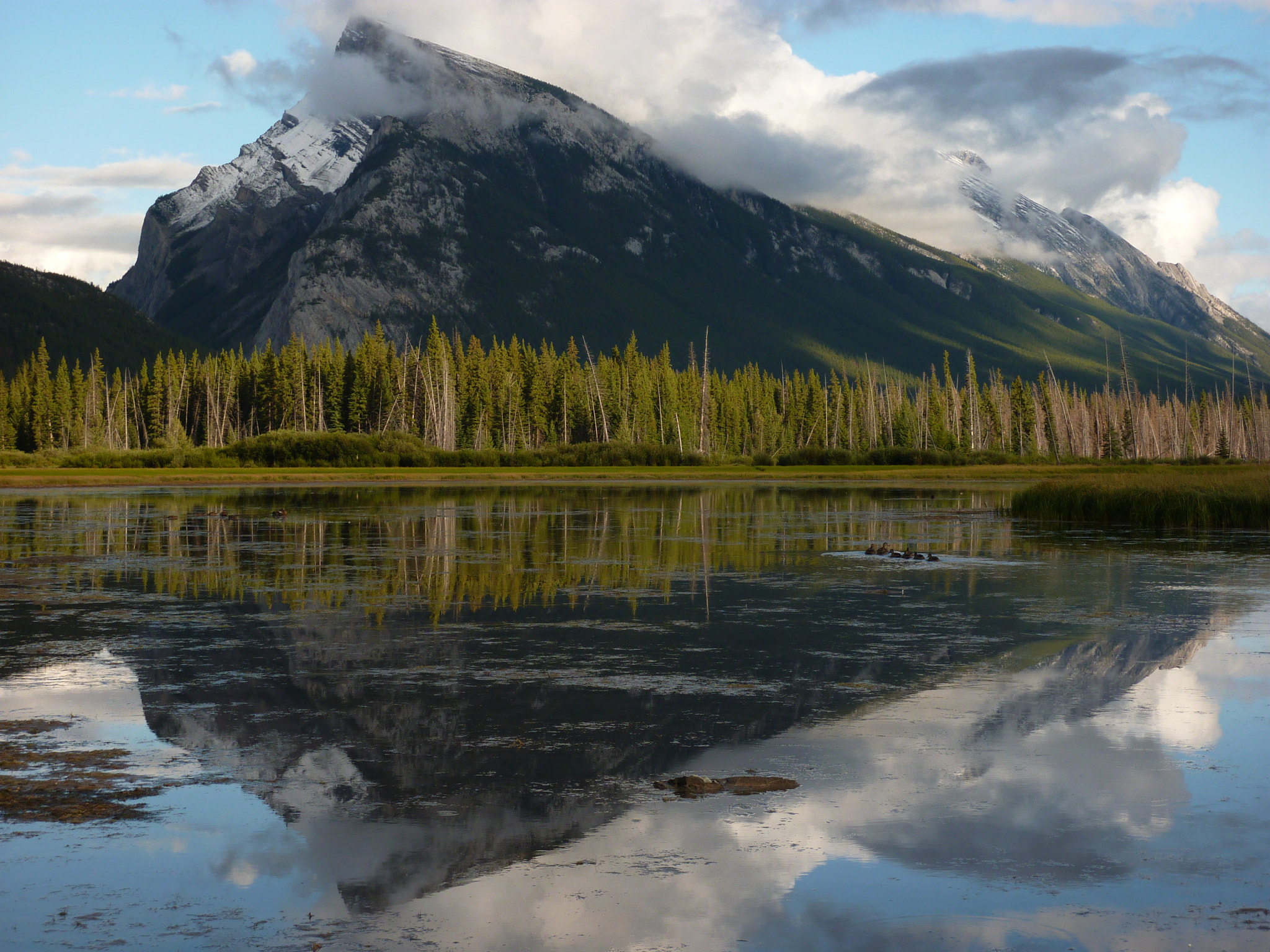 Panasonic Lumix DMC-ZS1 (Lumix DMC-TZ6) sample photo. Mount rundle, banff, canada photography