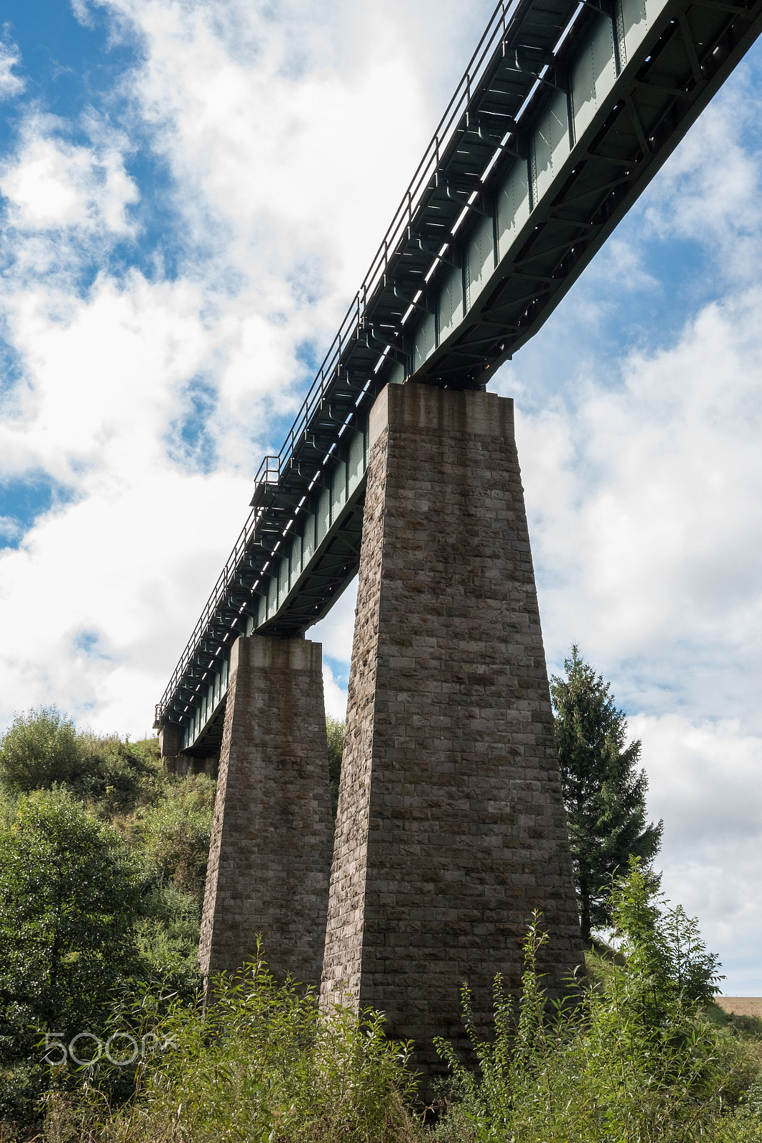 Fujifilm X-E2S + Fujifilm XF 27mm F2.8 sample photo. Impressively looking viaduct photography