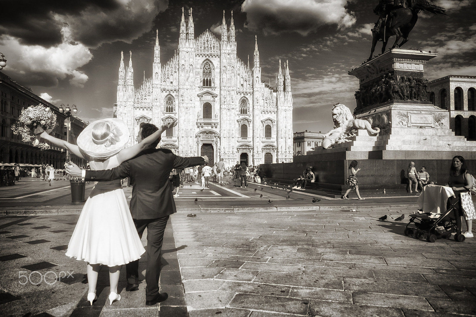 Nikon D700 + AF Nikkor 24mm f/2.8 sample photo. #weddingmilano photography