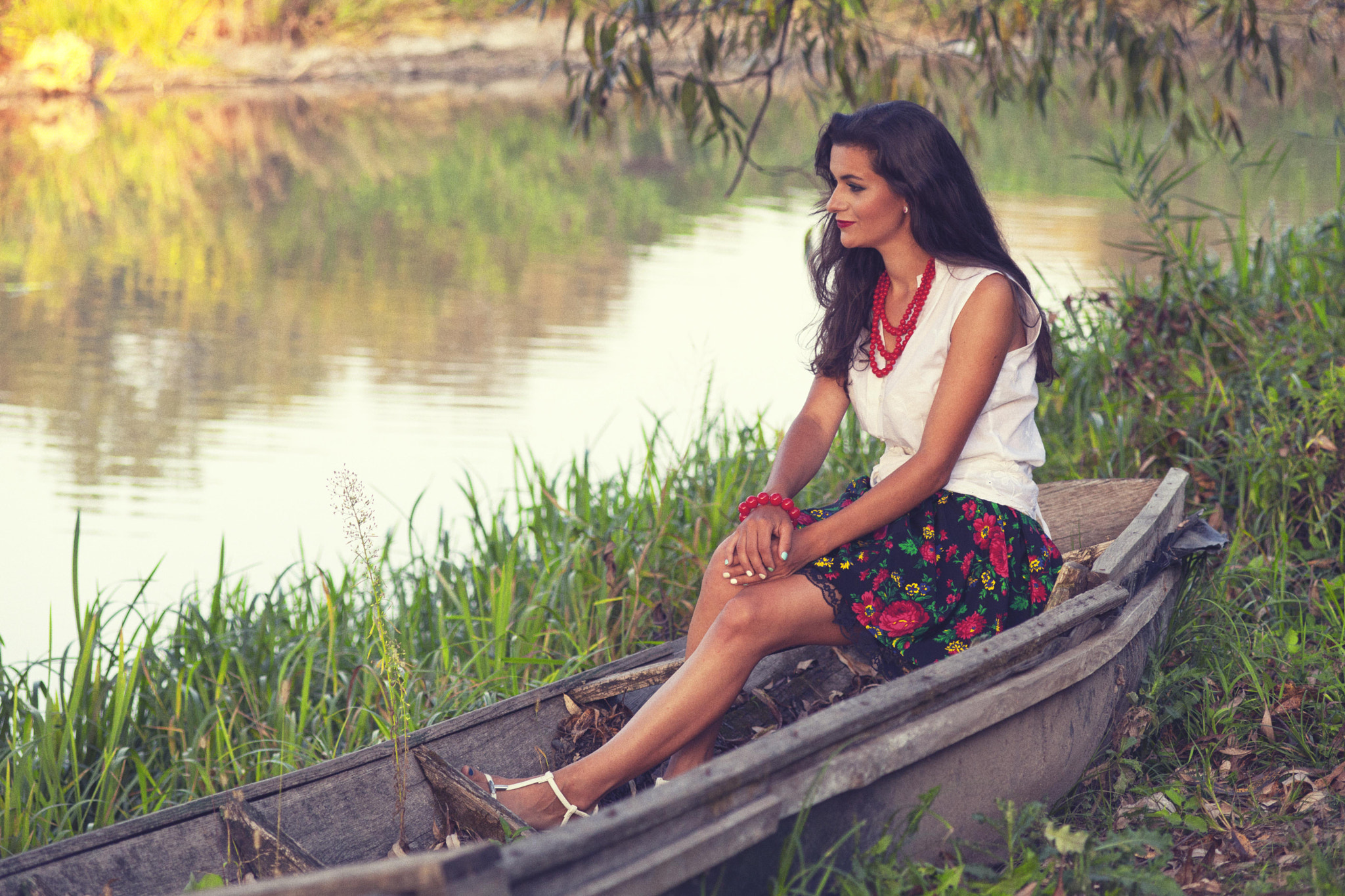Canon EF 70-210mm f/4 sample photo. Img photography