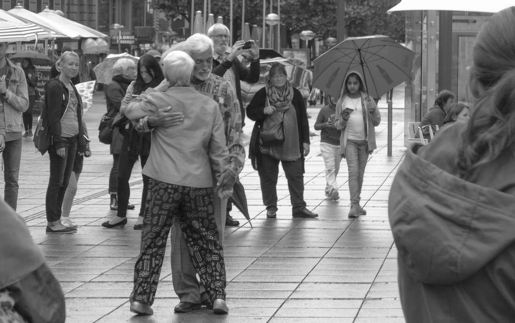 Leica C (Typ 112) sample photo. Romantic dance photography