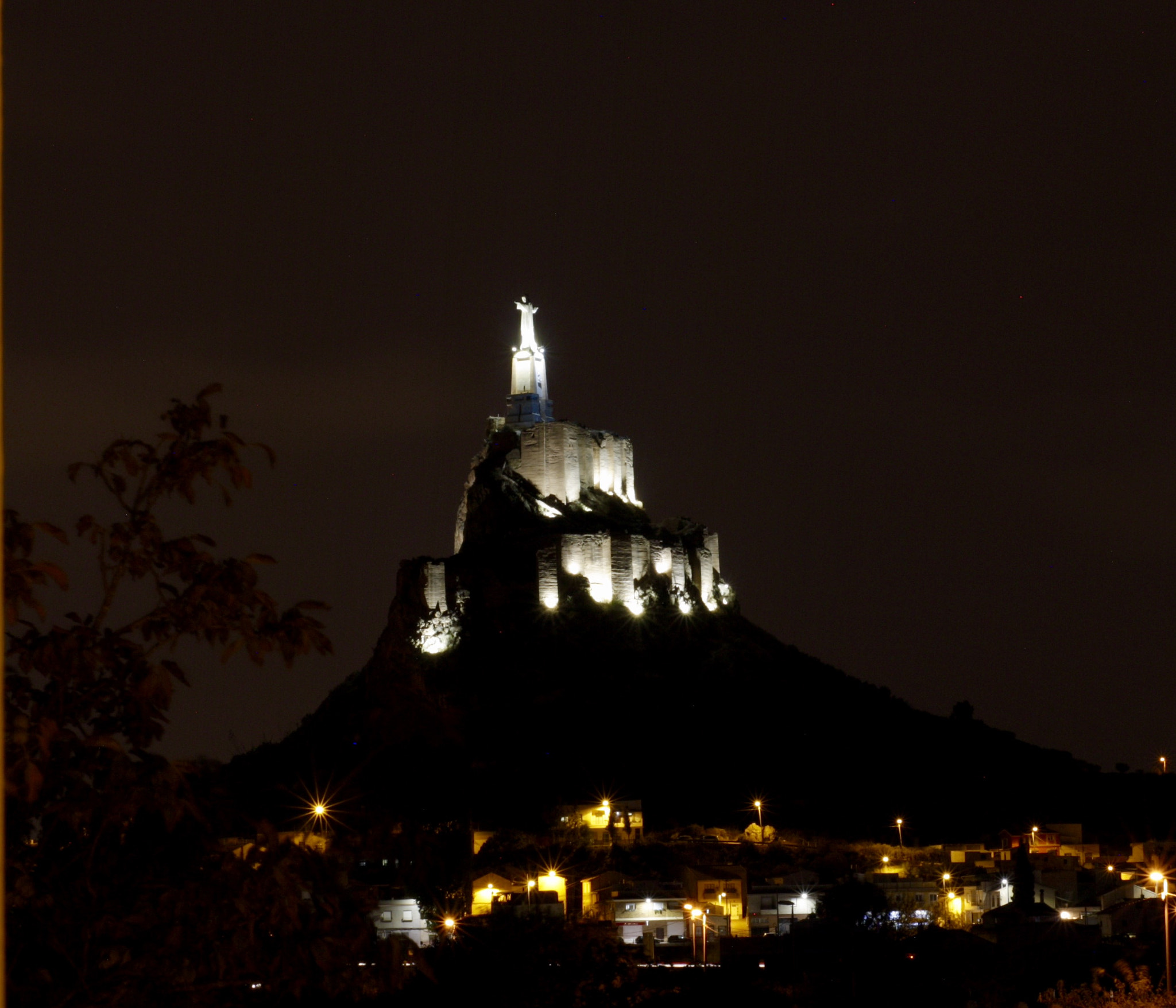Canon EOS 1000D (EOS Digital Rebel XS / EOS Kiss F) + Canon 50mm sample photo. Santo de monteagudo photography