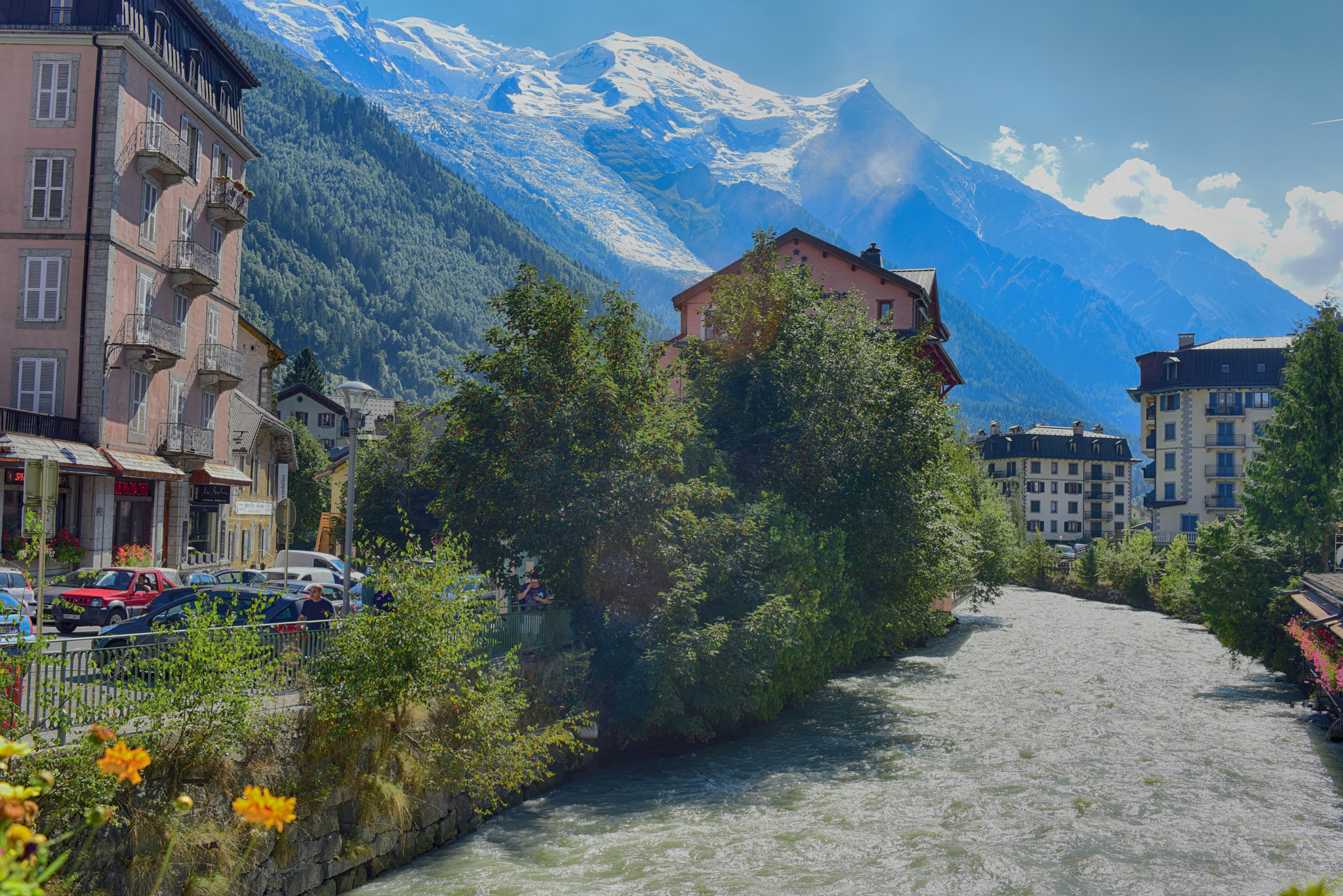 Nikon D810 + AF Zoom-Nikkor 35-70mm f/2.8D sample photo. The river photography