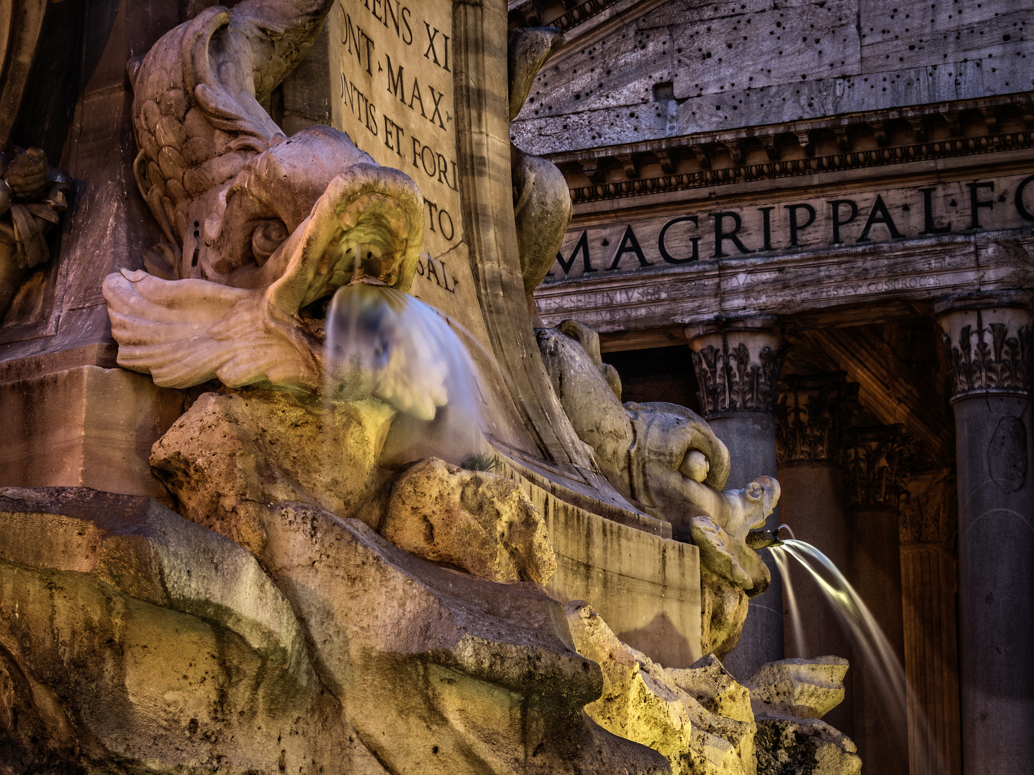 Olympus OM-D E-M1 sample photo. The waters of rome photography