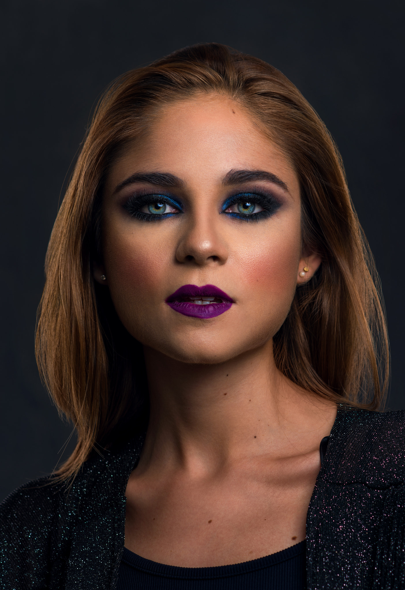 AF Nikkor 85mm f/1.8 sample photo. Gotham portrait photography