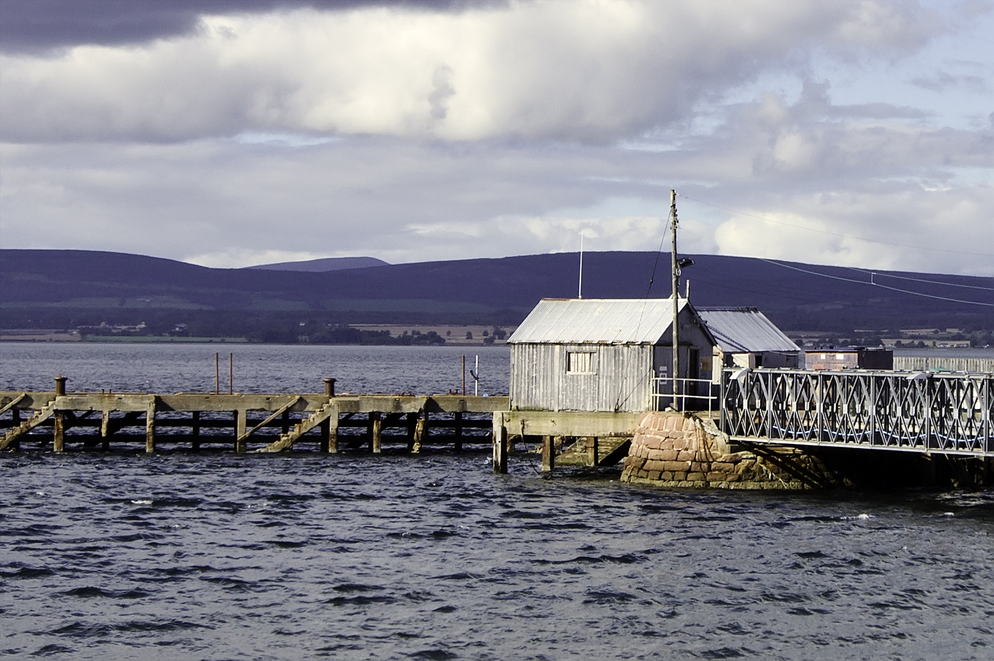 Sony Alpha DSLR-A450 sample photo. Cromarty re-visited photography