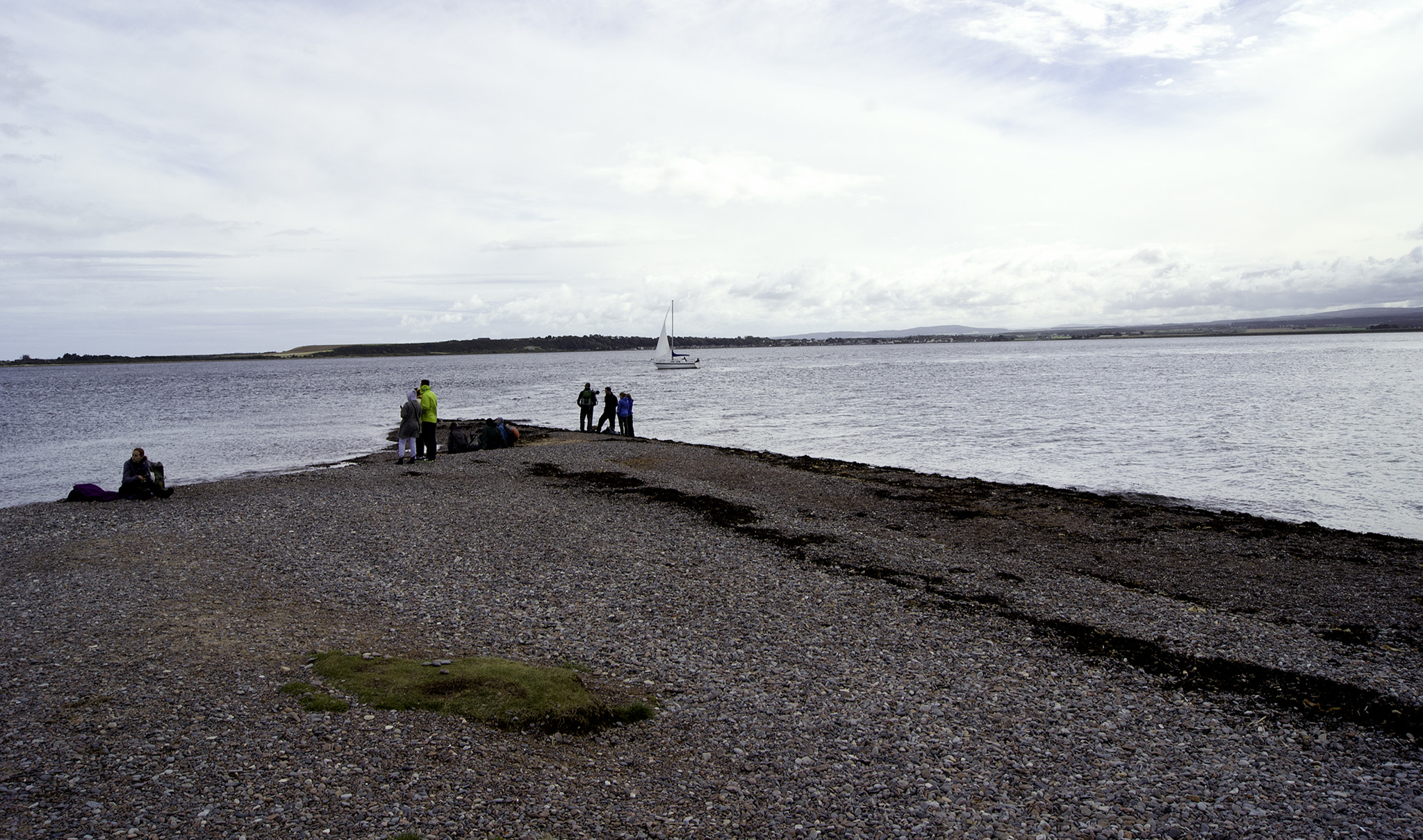 Sony Alpha DSLR-A450 sample photo. On the way to cromarty photography