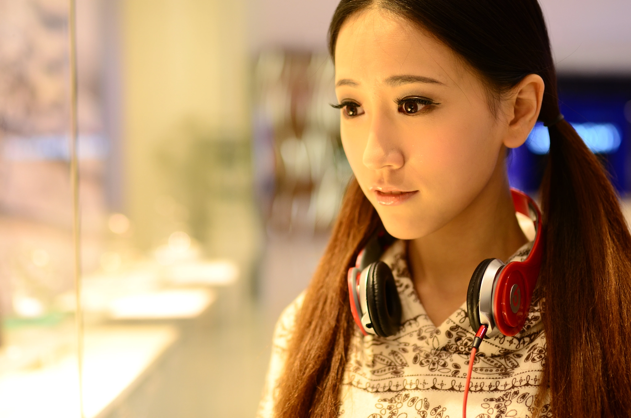 Nikon D7000 + Sigma 35mm F1.4 DG HSM Art sample photo. Most beautiful girl photography