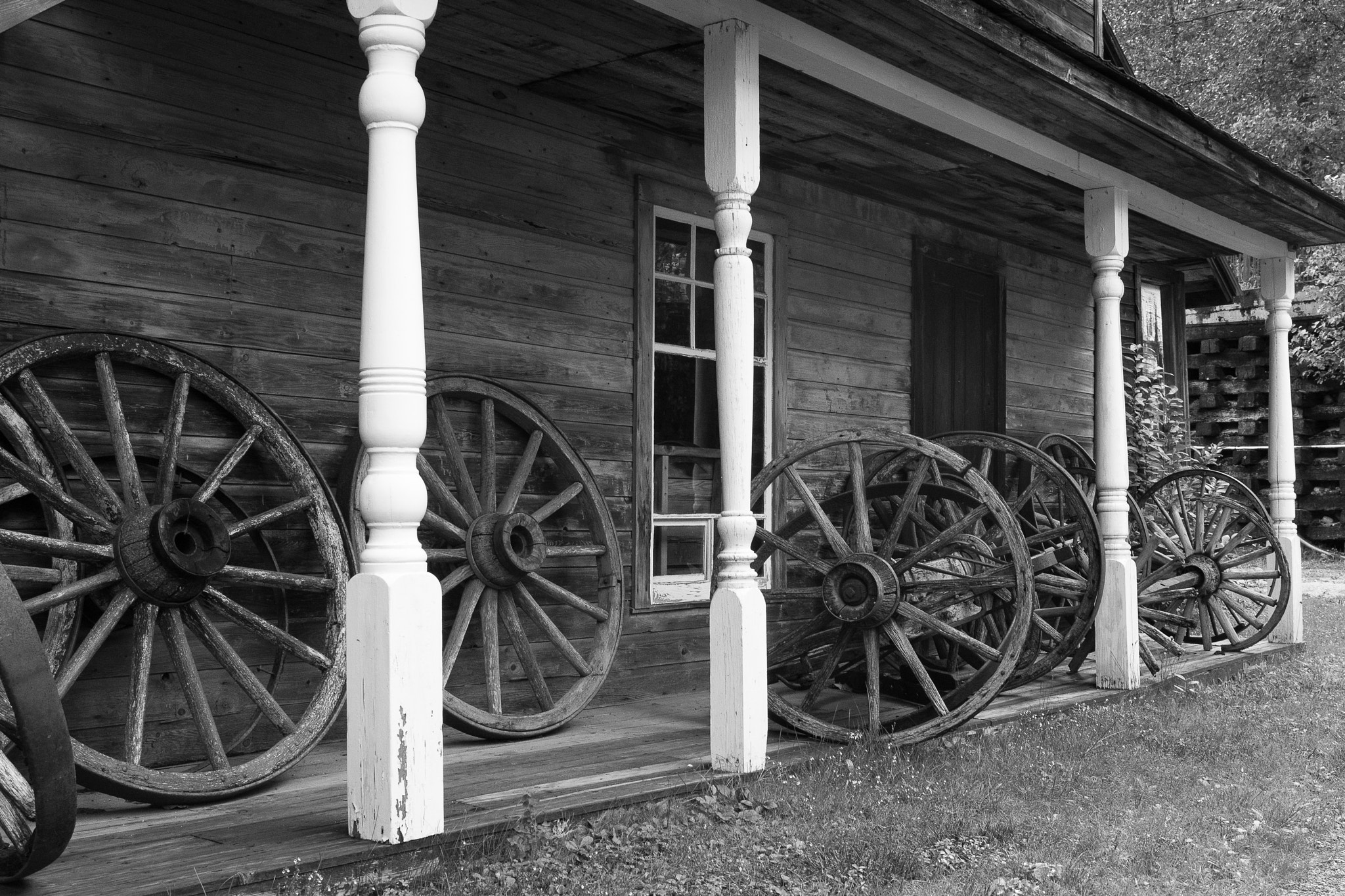 Sigma 17-70mm F2.8-4 DC Macro HSM sample photo. Wheels photography