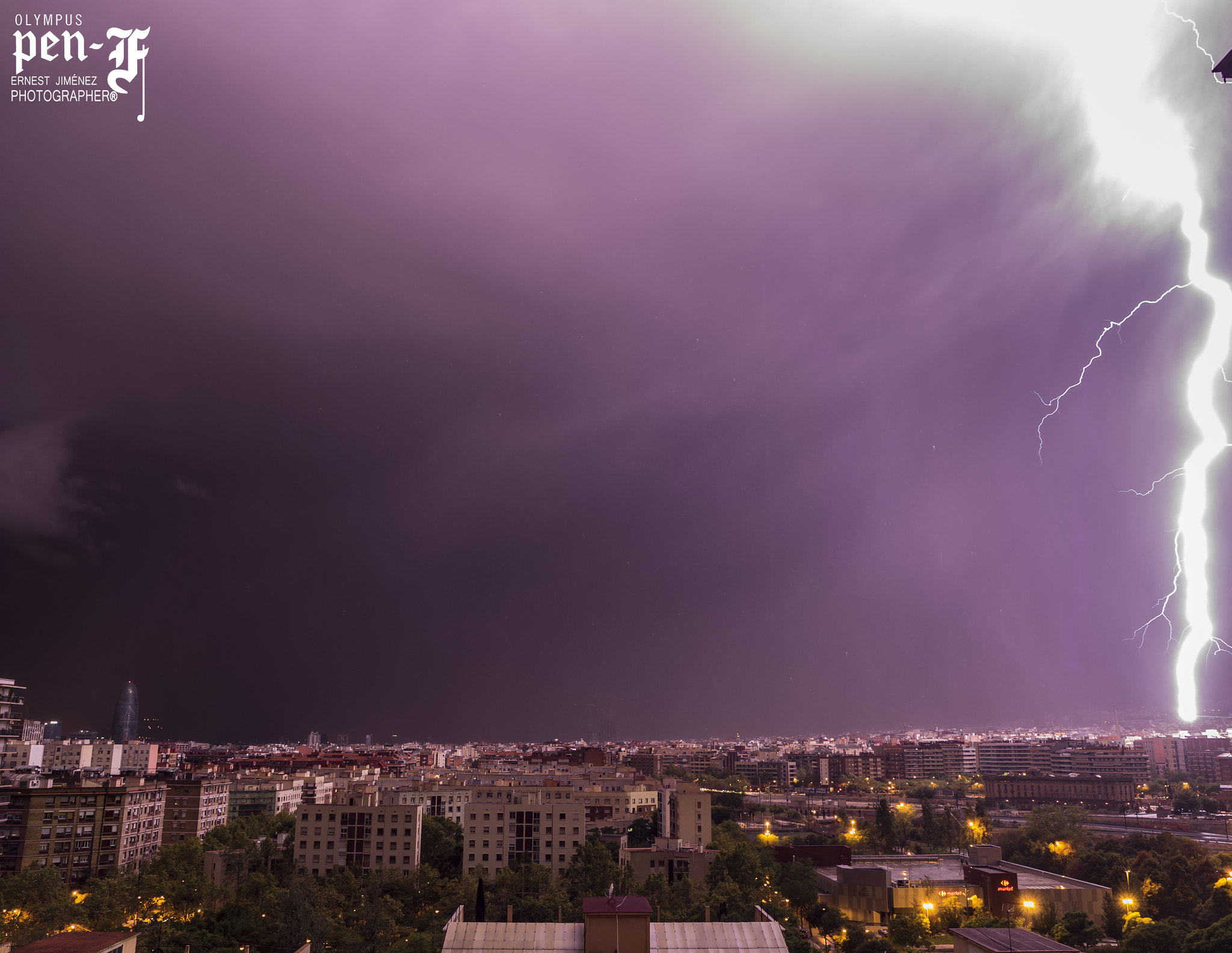 Olympus OM-D E-M1 sample photo. Lightning strikes in barcelona !!! photography