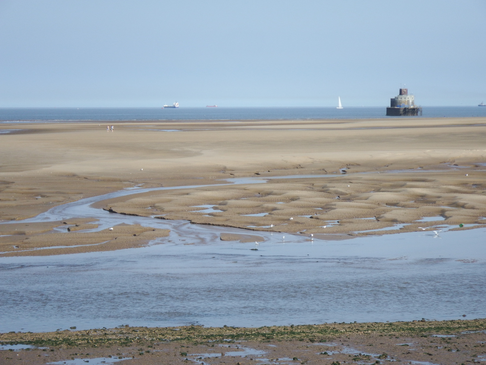 Fujifilm FinePix XP200/XP210 sample photo. Across the sand photography