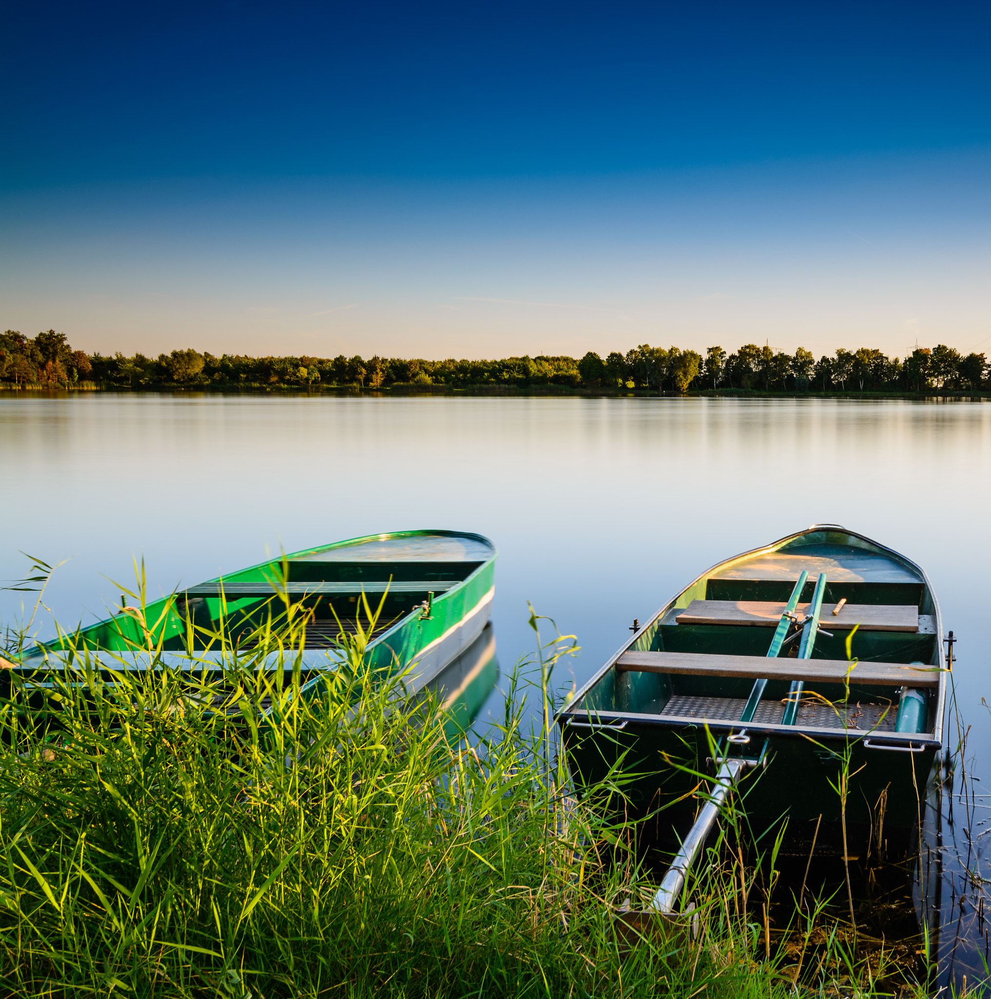 Tokina AT-X Pro 11-16mm F2.8 DX sample photo. Boats on the lake photography