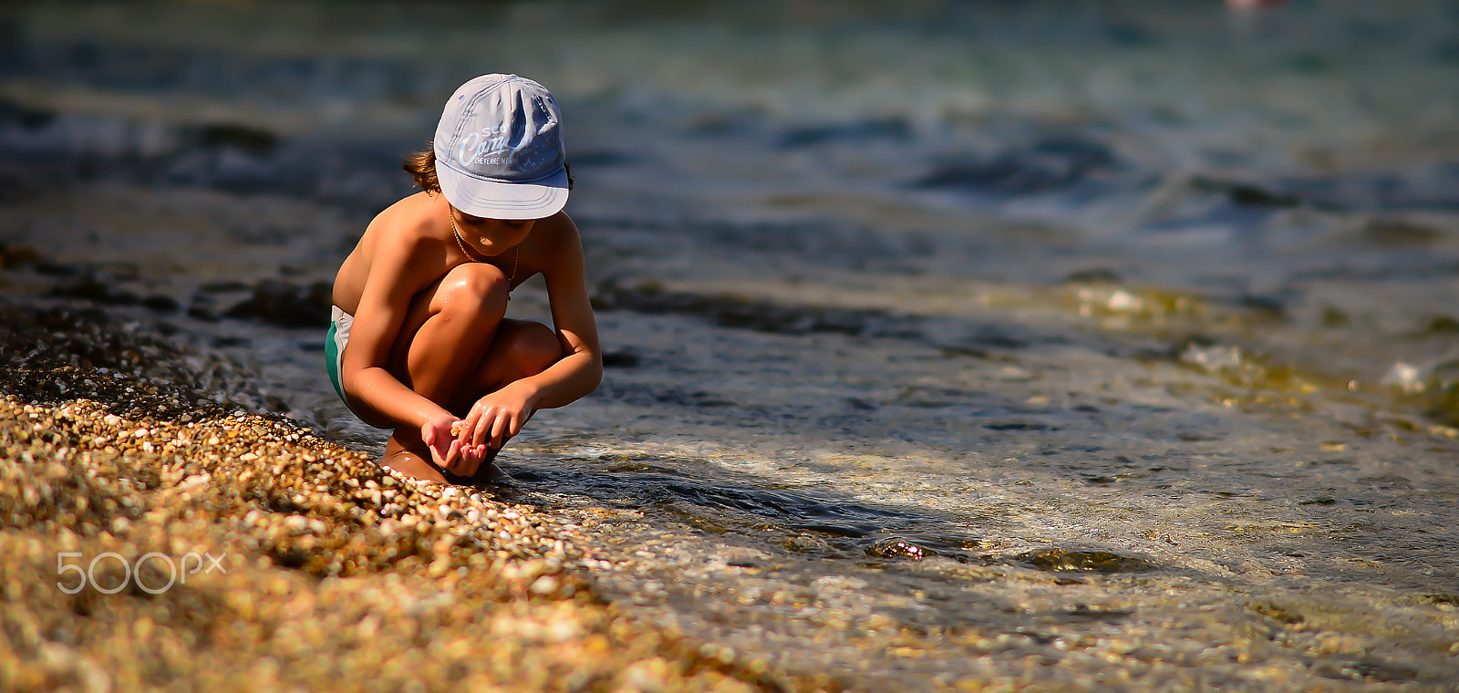 Nikon D800 + AF DC-Nikkor 135mm f/2D sample photo. Last days of summer photography