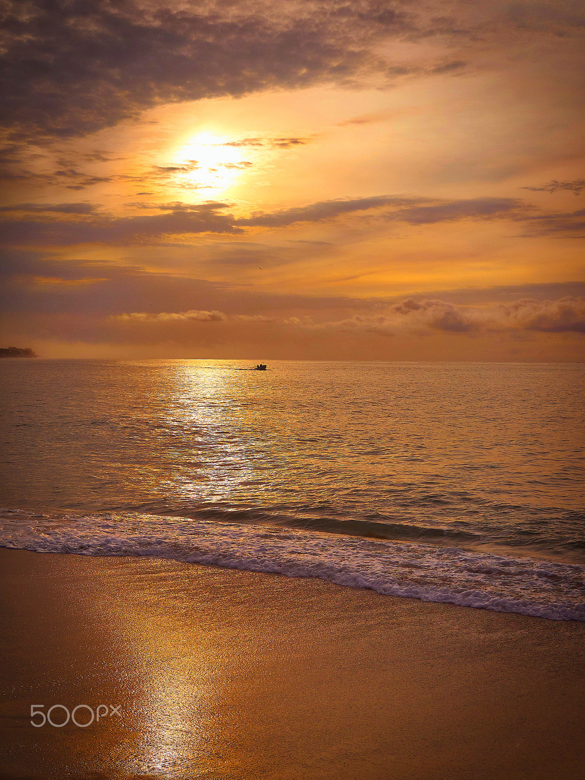 Olympus OM-D E-M1 + Olympus M.Zuiko Digital 25mm F1.8 sample photo. Beach sunrise 2 photography