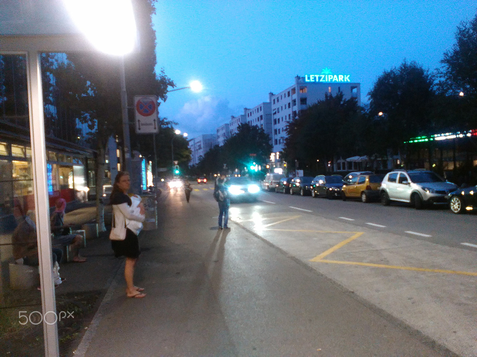 HUAWEI Y550-L01 sample photo. Evening traffic in zurich, switzerland photography