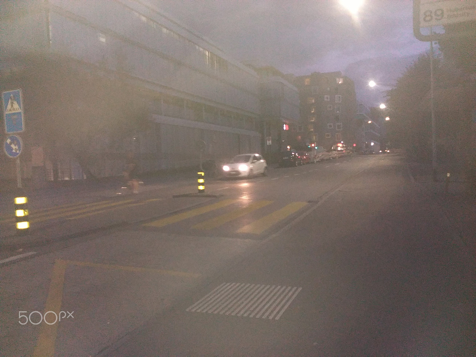 HUAWEI Y550-L01 sample photo. Evening traffic in zurich, switzerland photography
