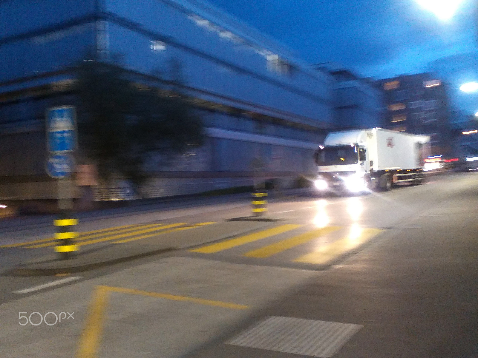 HUAWEI Y550-L01 sample photo. Evening traffic in zurich, switzerland photography