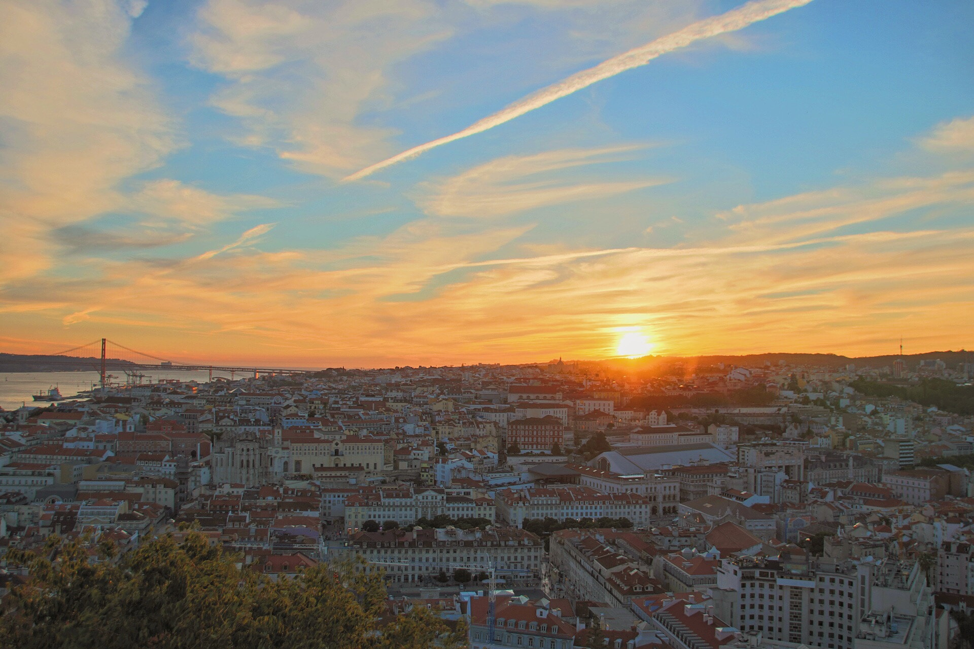 Sigma 18-250mm F3.5-6.3 DC OS HSM sample photo. Castelo de são jorge, lisbon photography