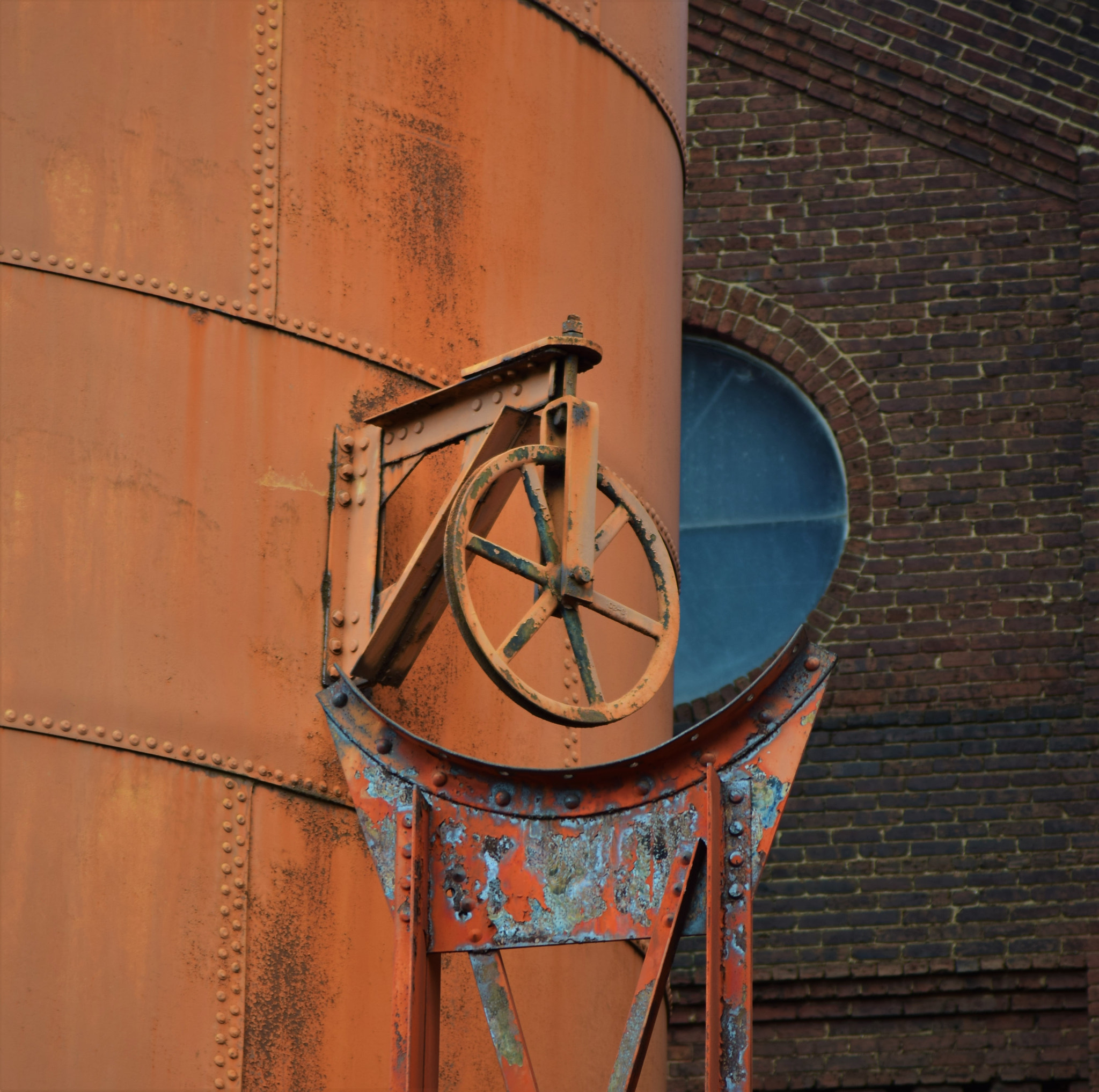 Nikon AF-S Nikkor 24-120mm F4G ED VR sample photo. Sloss tower photography