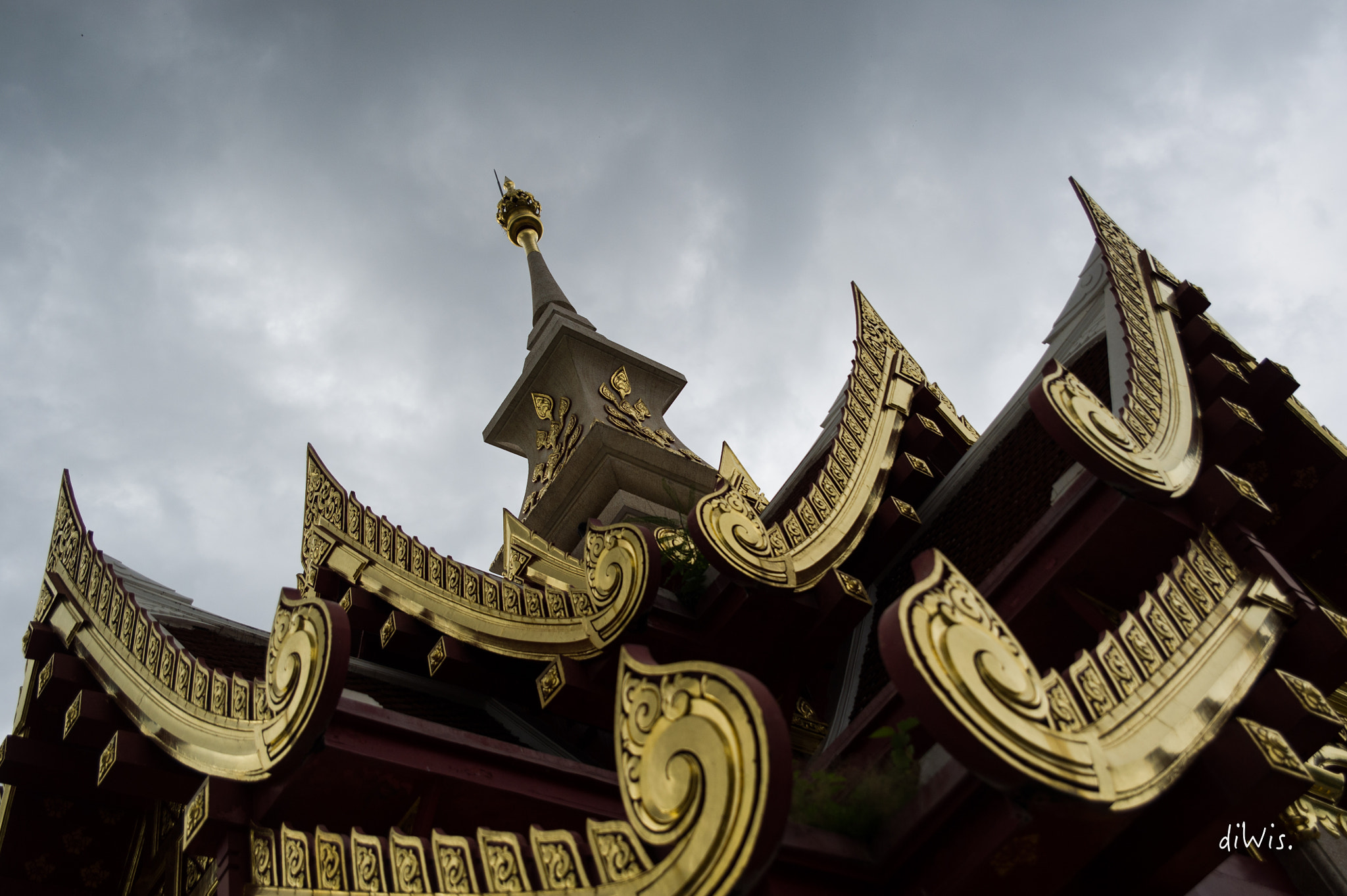 Sigma 24-70mm F2.8 EX DG HSM sample photo. Temple photography