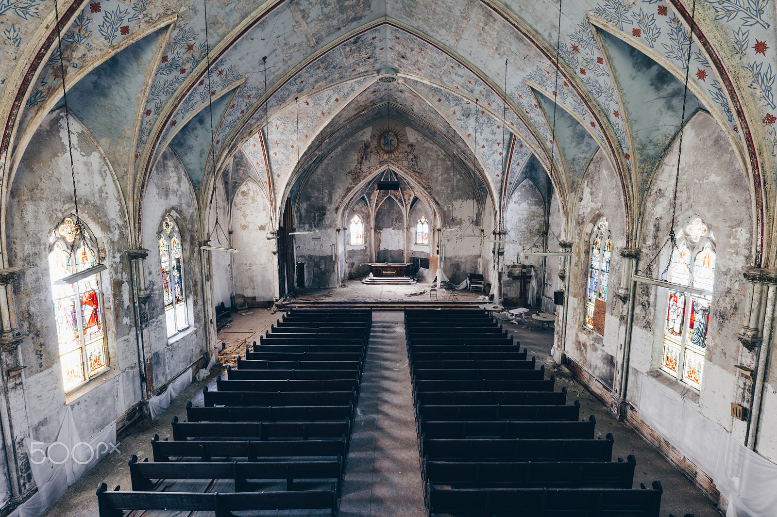 Canon EOS 5DS + Canon EF 16-35mm F4L IS USM sample photo. Church photography