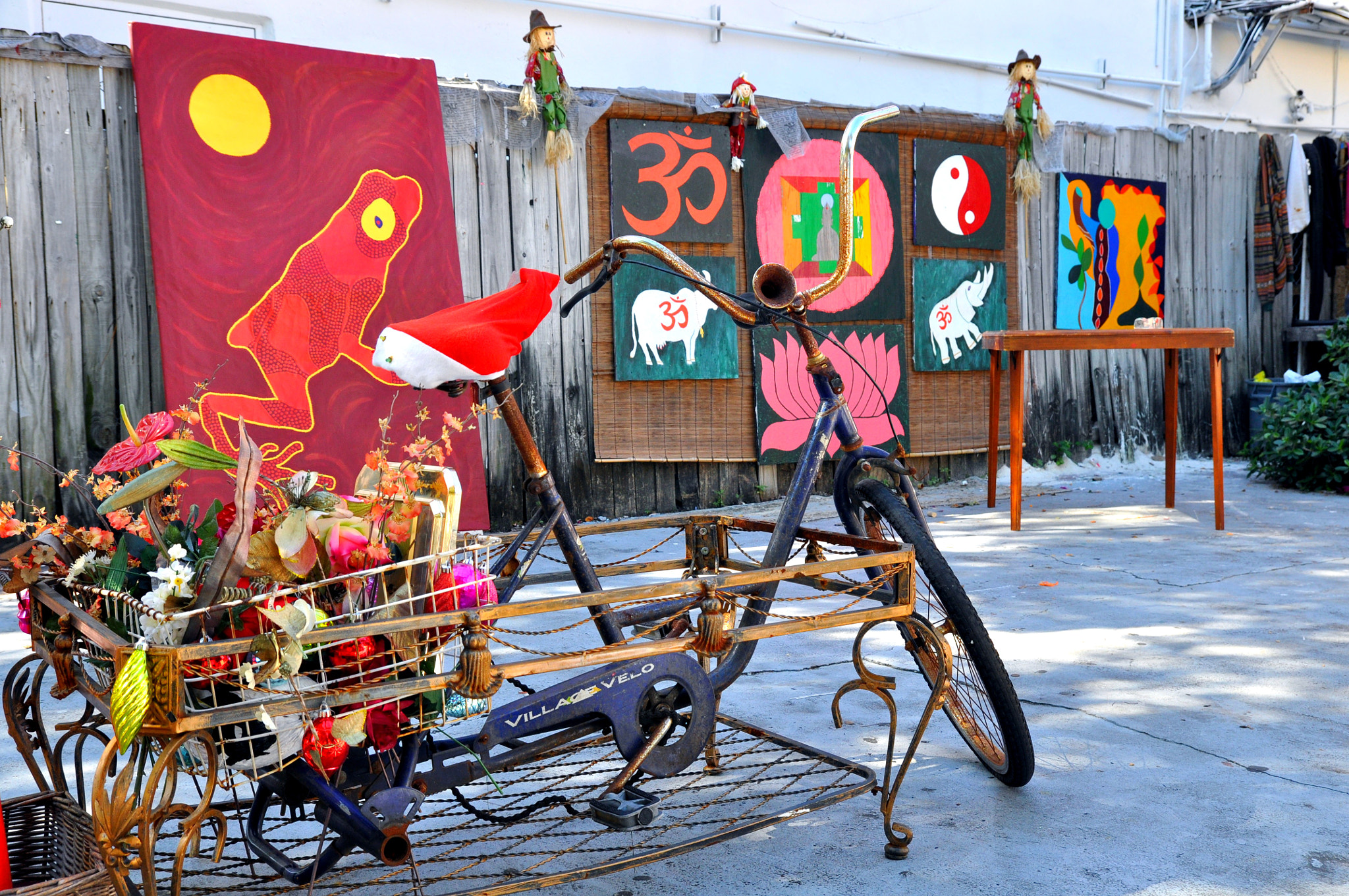 Nikon D5000 sample photo. Art yard photography