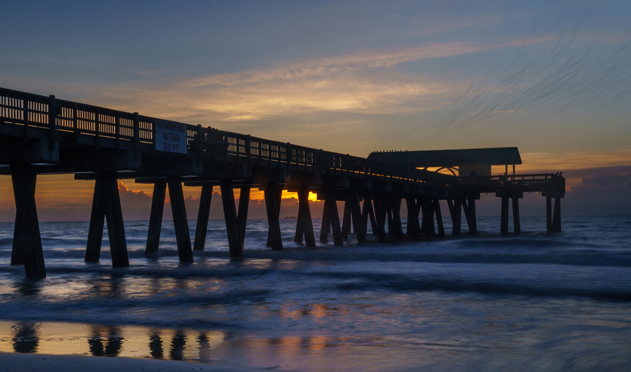 Sony E 18-200mm F3.5-6.3 OSS sample photo. Tybee island sunrise photography