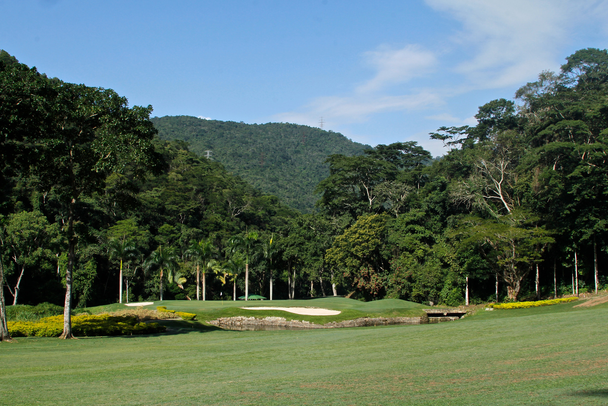 Canon EF 28-300mm F3.5-5.6L IS USM sample photo. Izcaragua country club photography