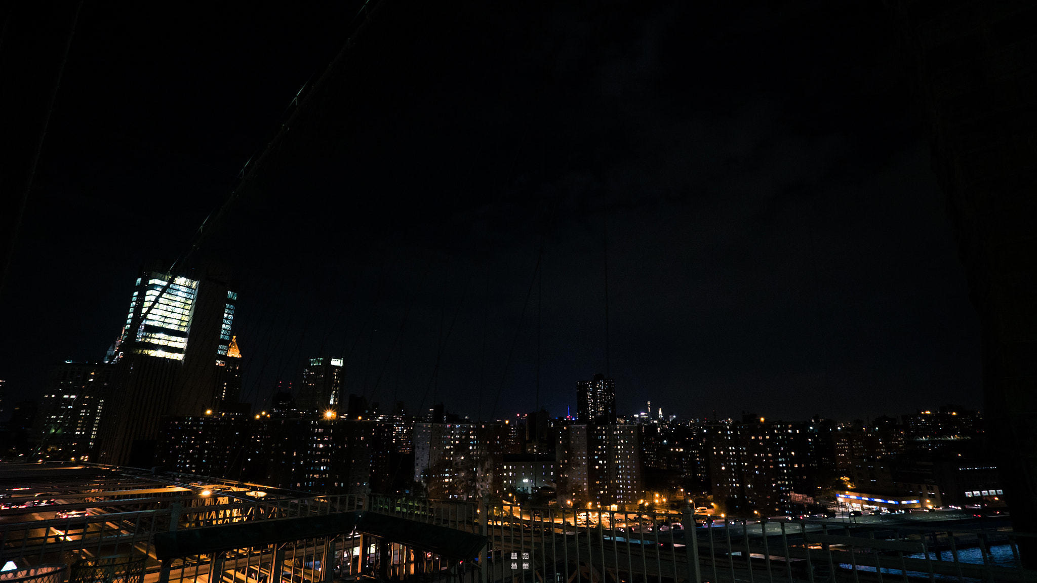 Sony a7S II + Sony Vario-Tessar T* FE 16-35mm F4 ZA OSS sample photo. On brooklyn bridge photography