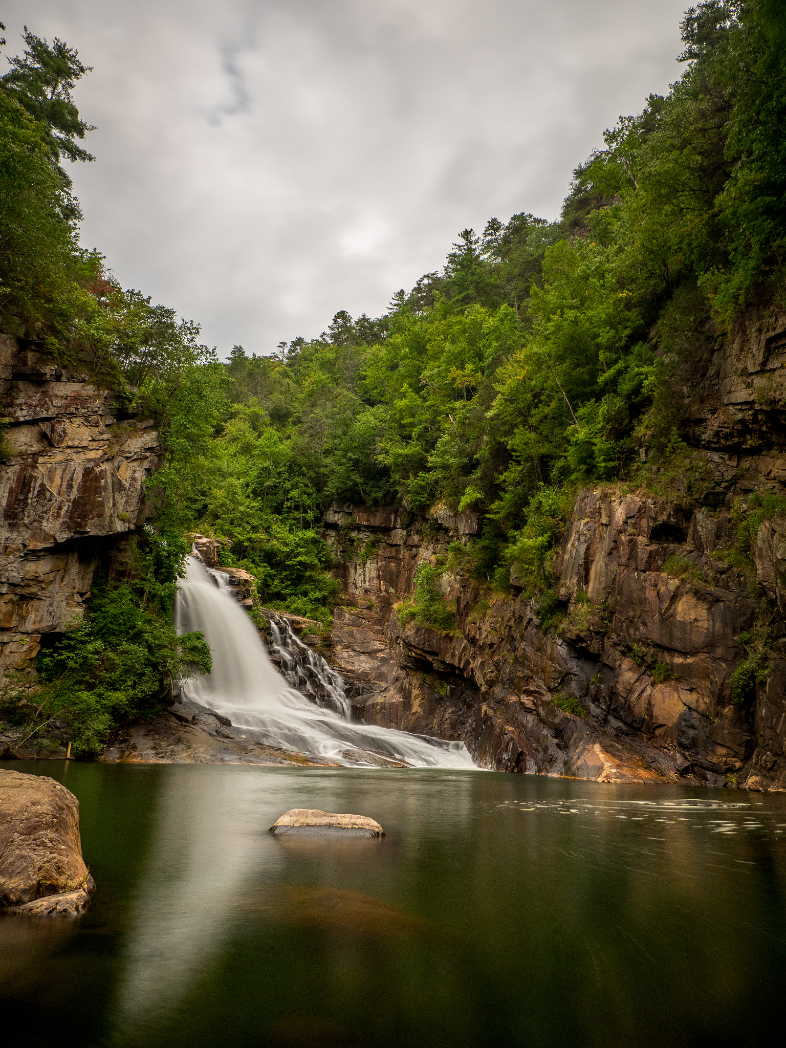 Olympus OM-D E-M1 + OLYMPUS 11-22mm Lens sample photo. Tallulah falls  photography