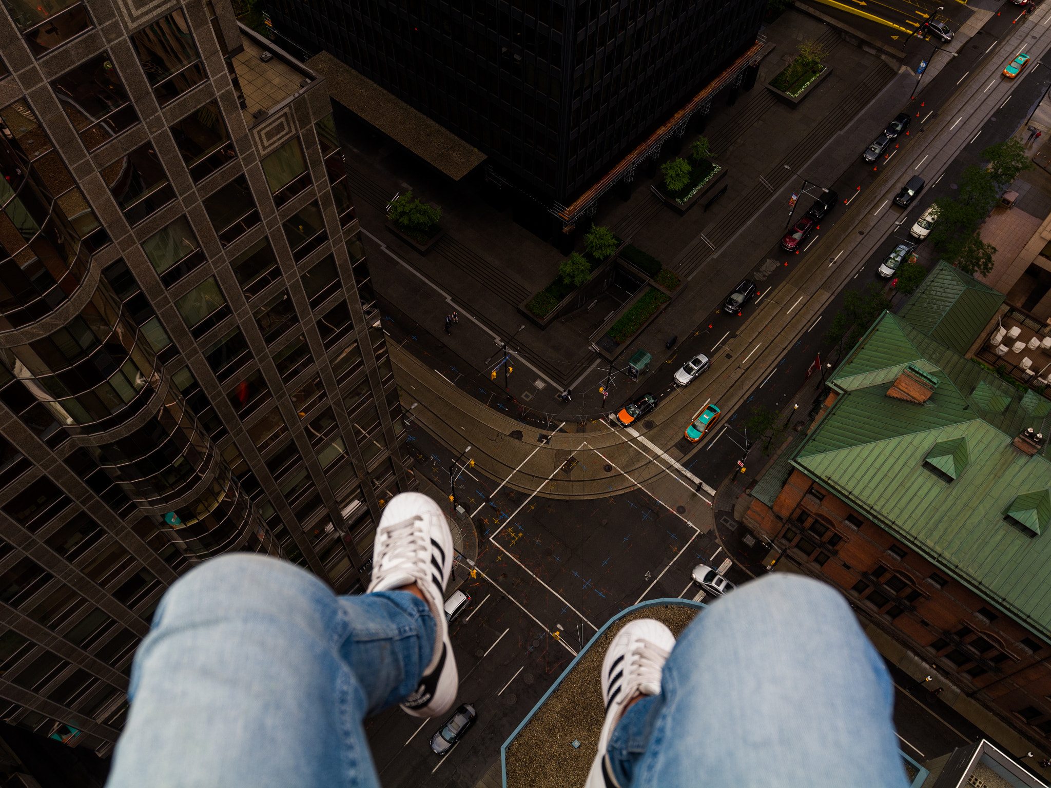 Canon EF 16-35mm F4L IS USM sample photo. Img photography