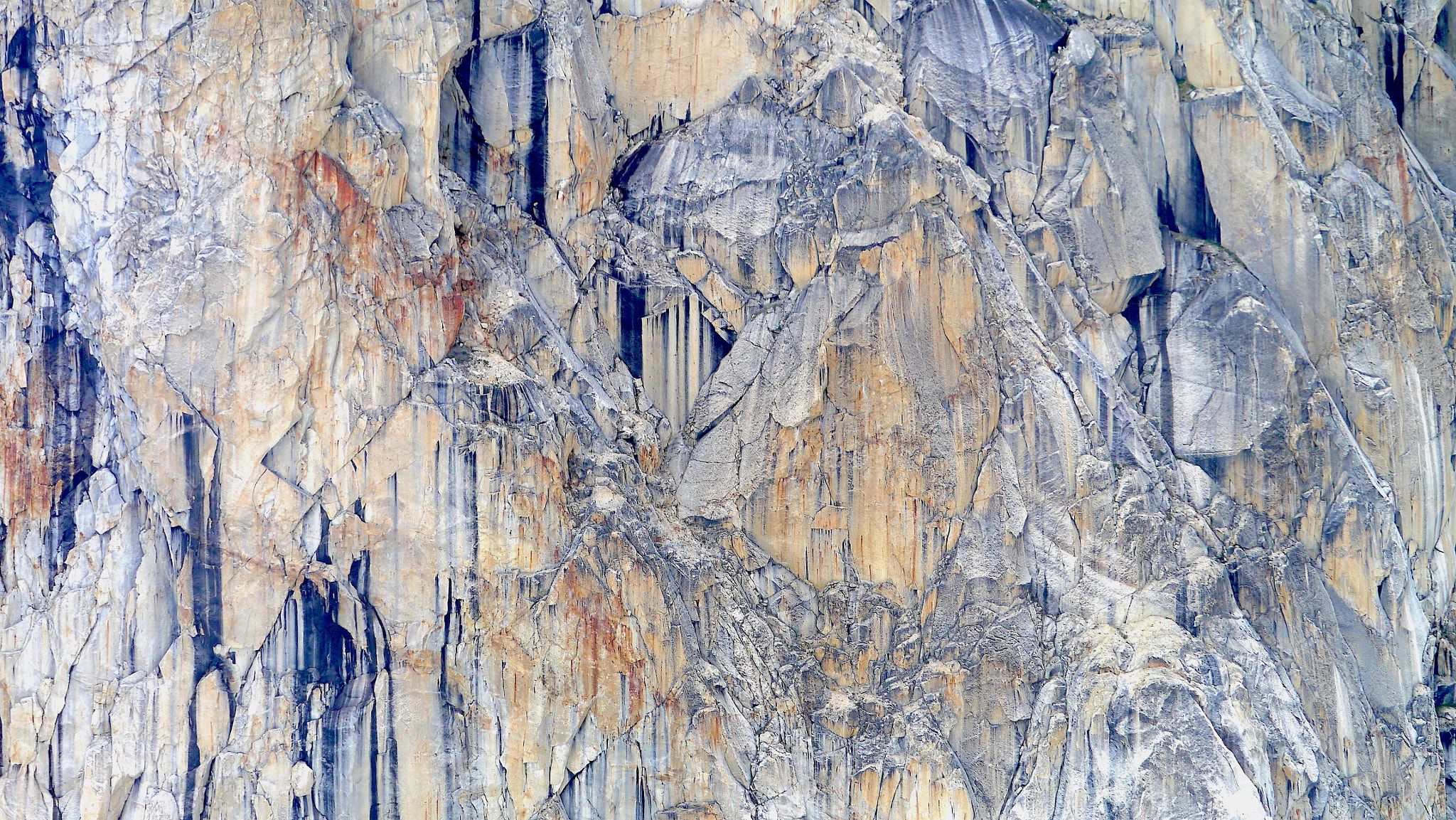 Panasonic Lumix DMC-GX1 sample photo. Denali canyon wall...stunning patterns photography