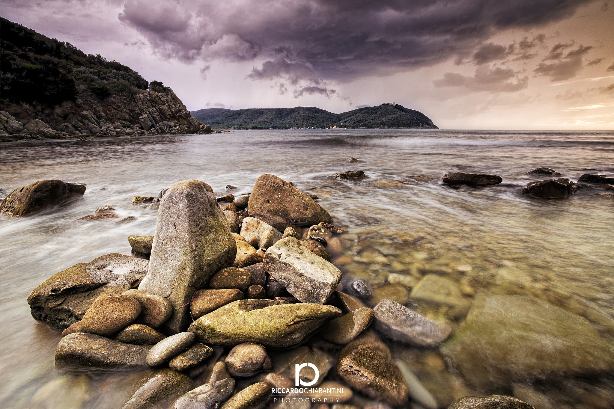 Canon EF 17-35mm f/2.8L sample photo. Before the storm | baratti | toscana photography