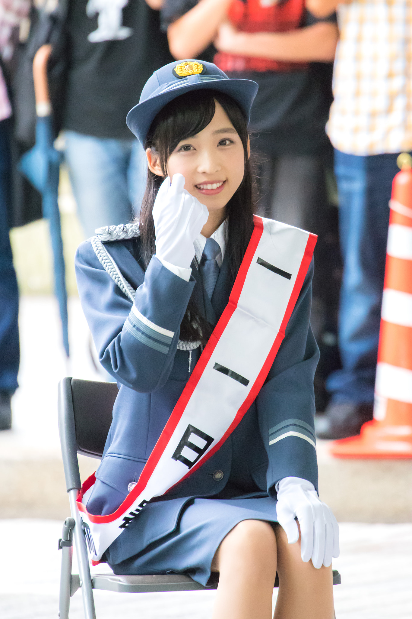 Canon EF 70-300mm F4-5.6L IS USM sample photo. Oguri yui as a policewoman photography