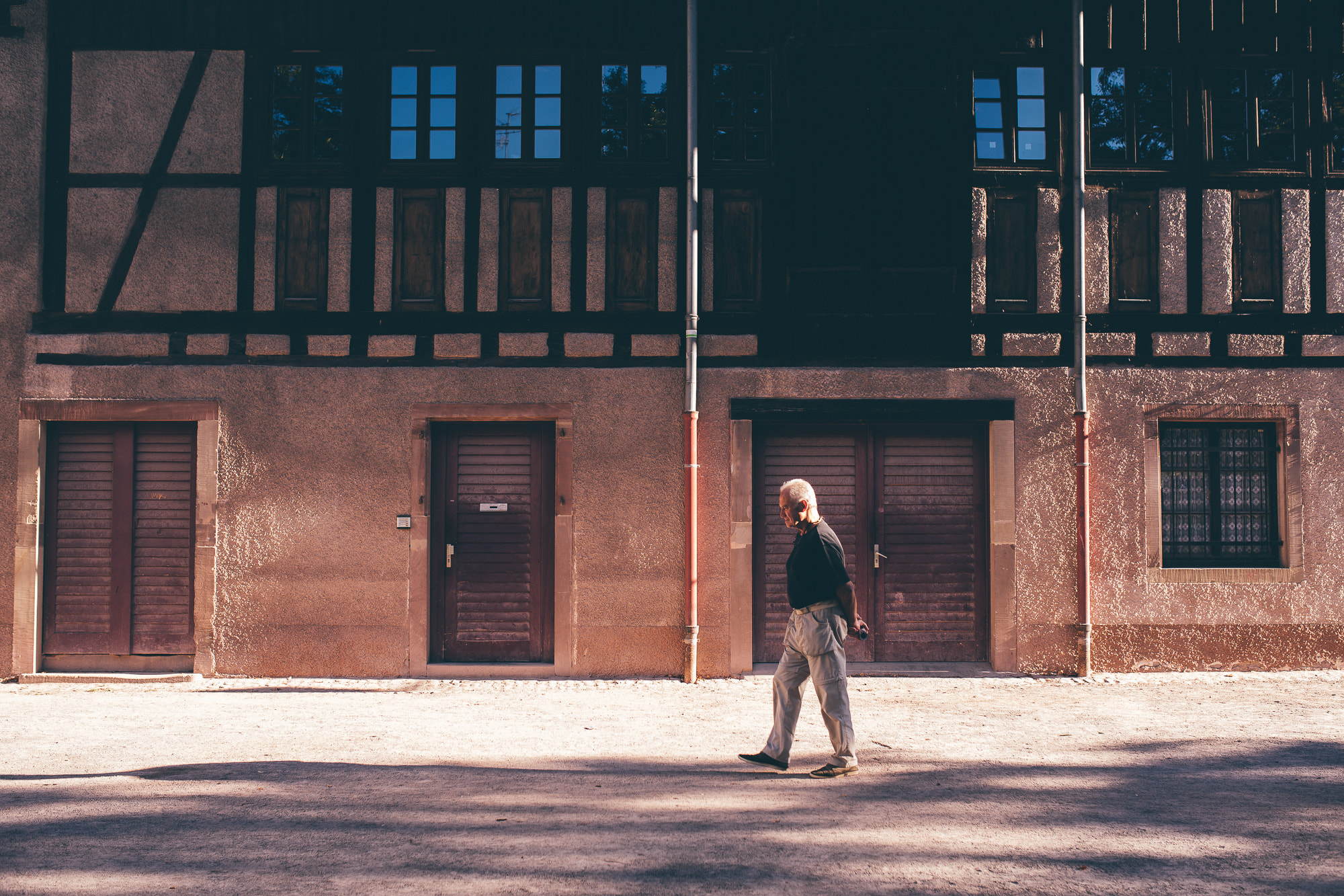 Sony a7 + Sigma 35mm F1.4 DG HSM Art sample photo. Petite france photography