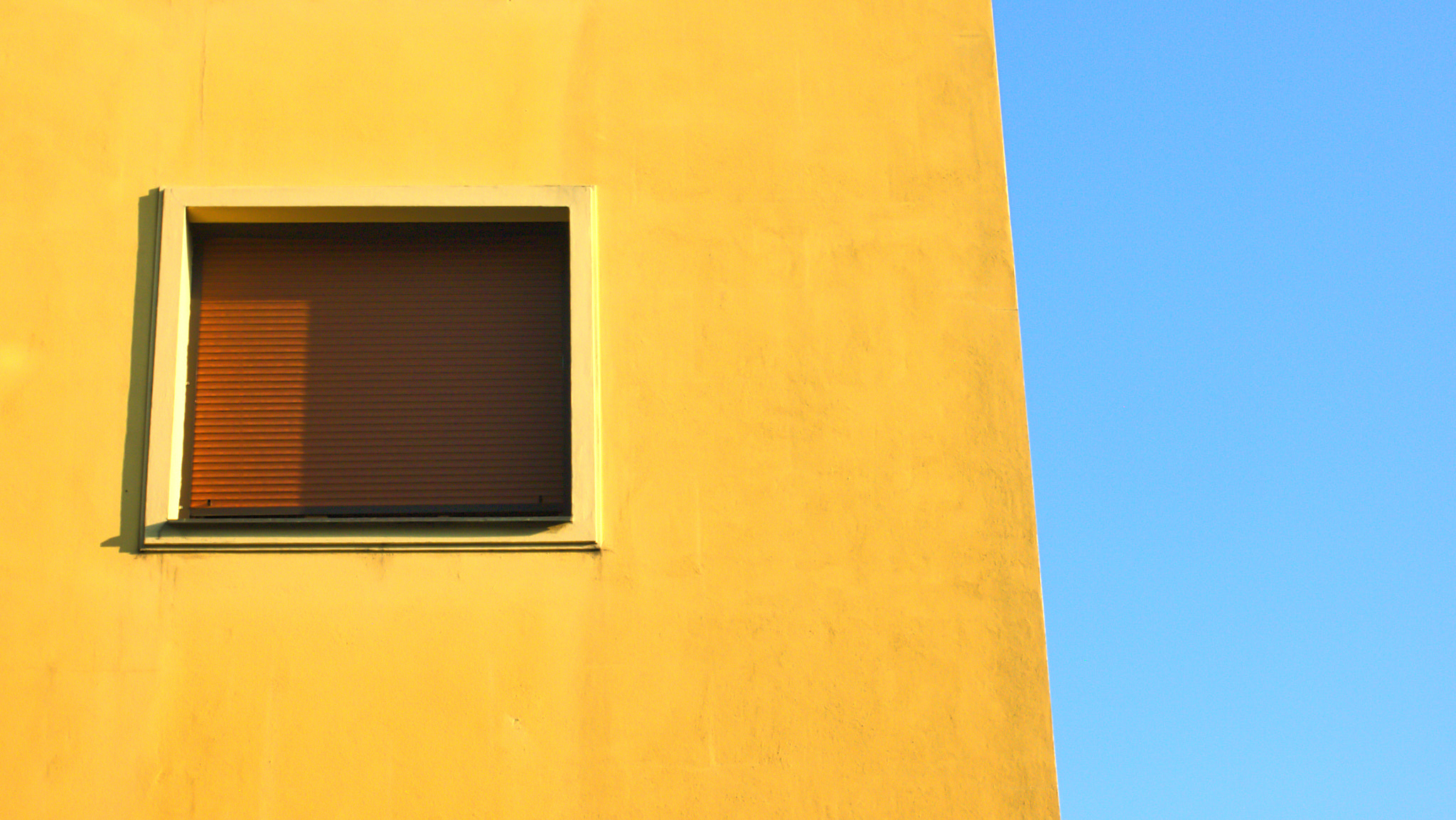 Olympus PEN E-PL3 sample photo. Window photography