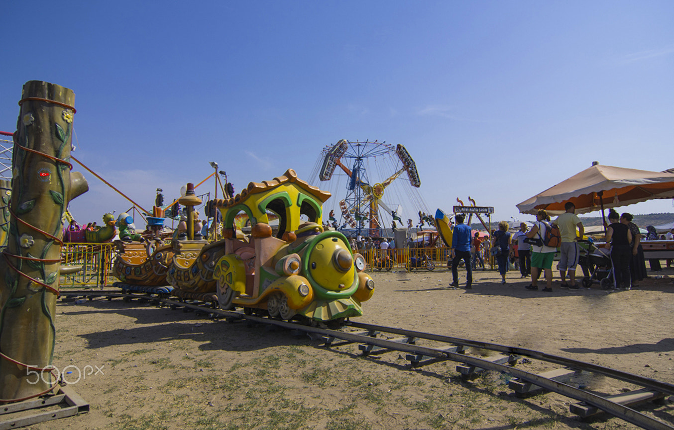 Pentax K-3 II + Pentax smc DA 12-24mm F4.0 ED AL (IF) sample photo. Playground photography