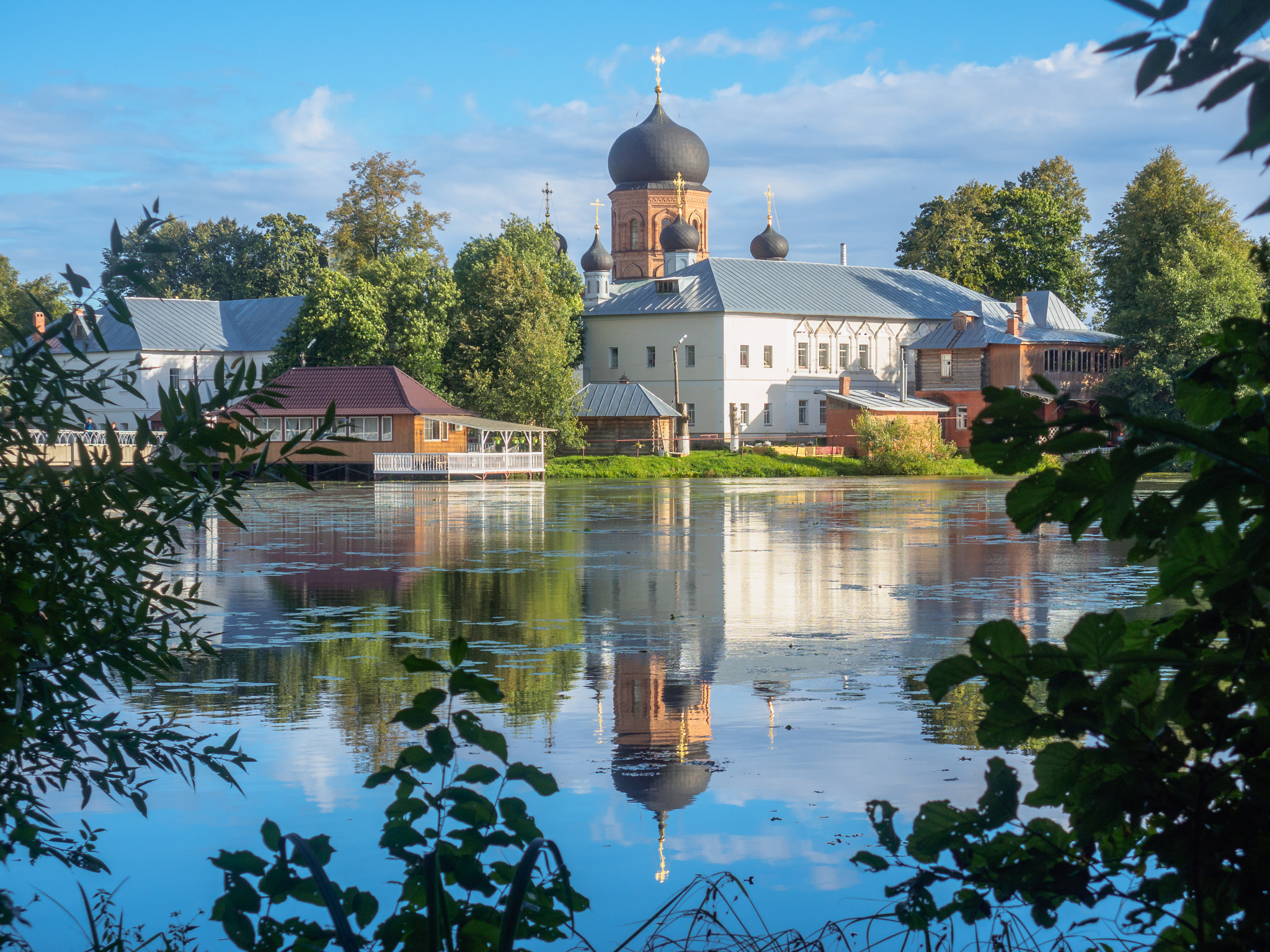 LUMIX G VARIO 14-42/F3.5-5.6 II sample photo. Vvedensky island convent photography