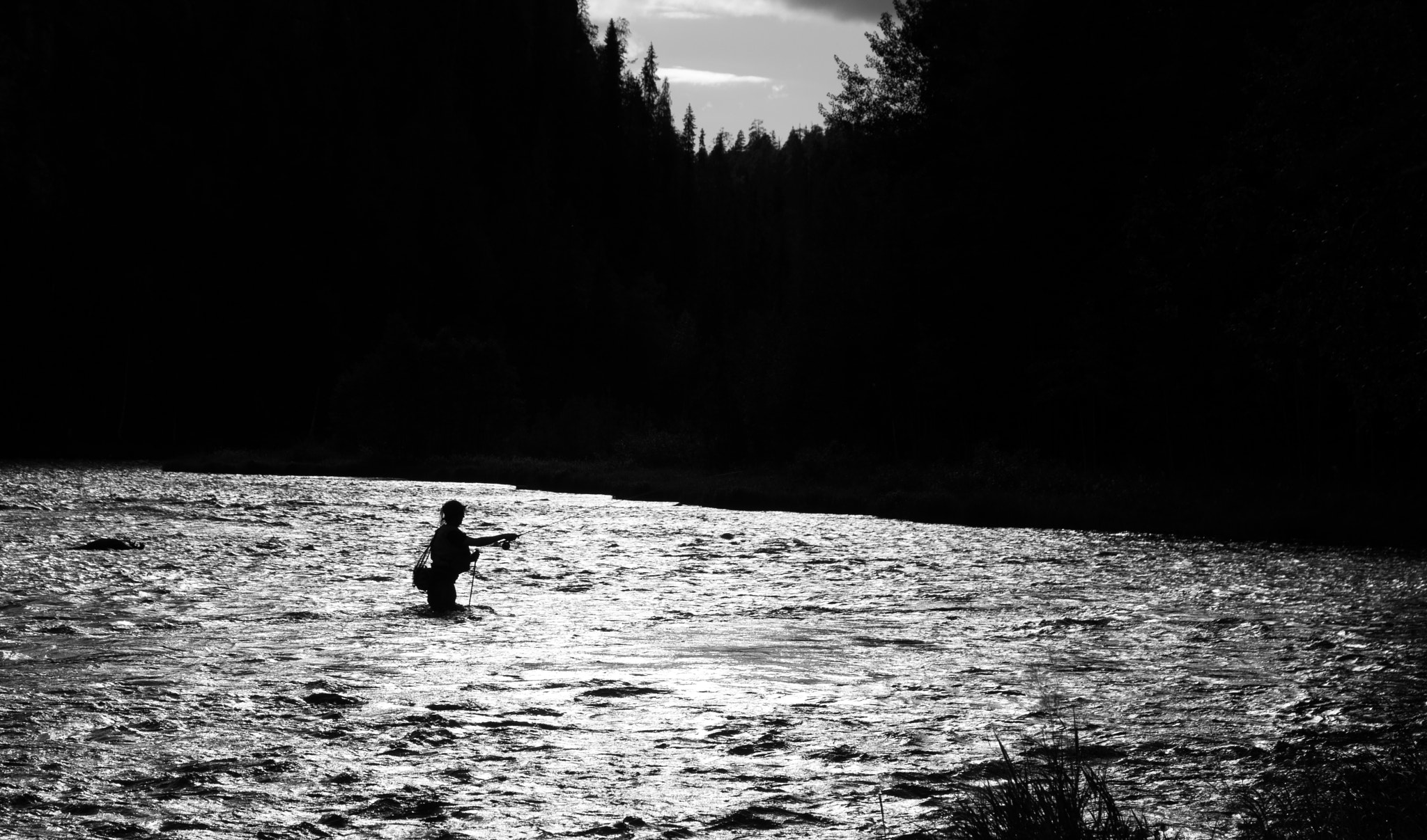 Sigma 17-70mm F2.8-4 DC Macro OS HSM | C sample photo. Fly fishing in kuusamo, finland. photography