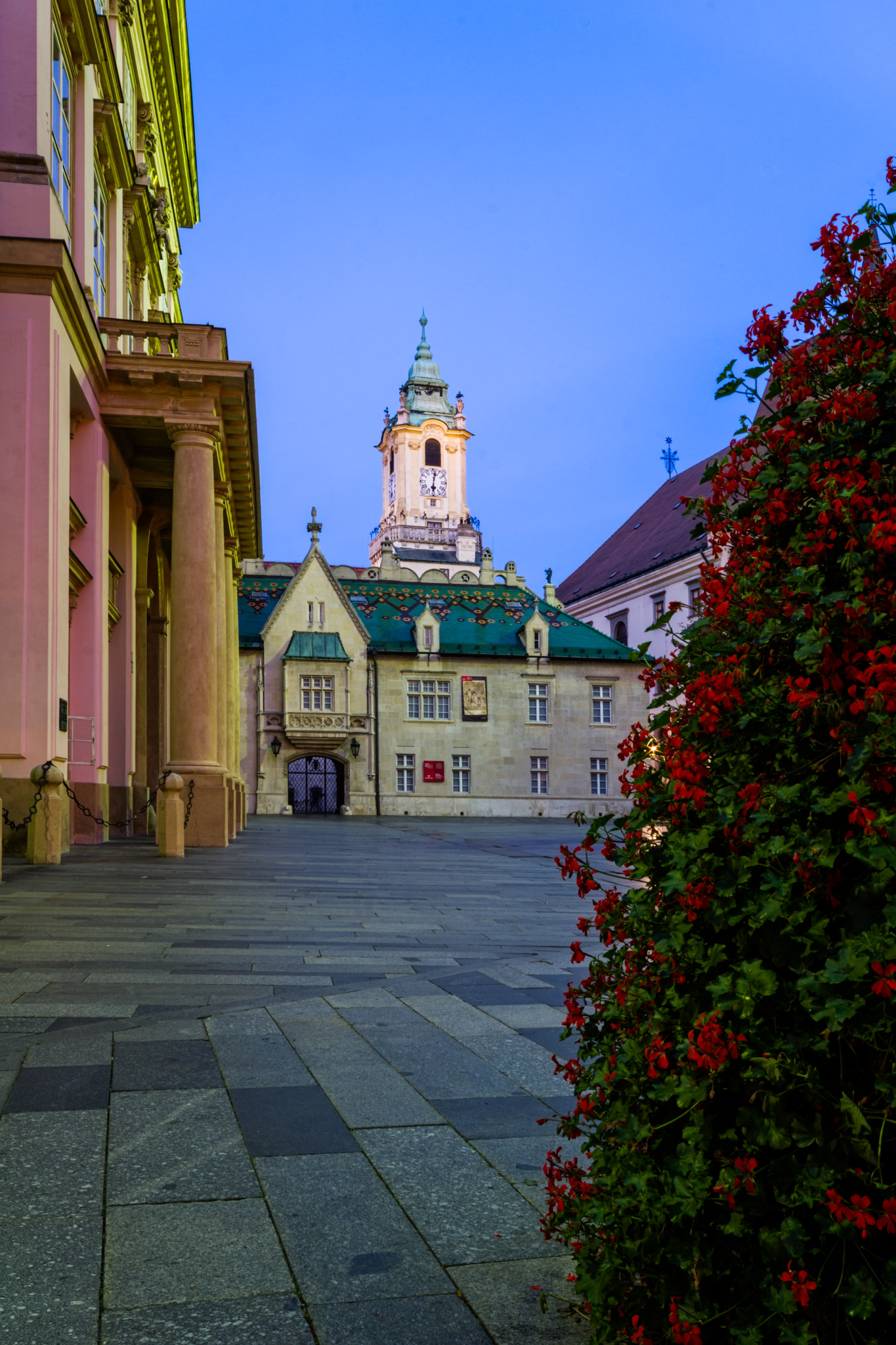 Sony a6000 + Sigma 10-20mm F4-5.6 EX DC HSM sample photo. Bratislava photography