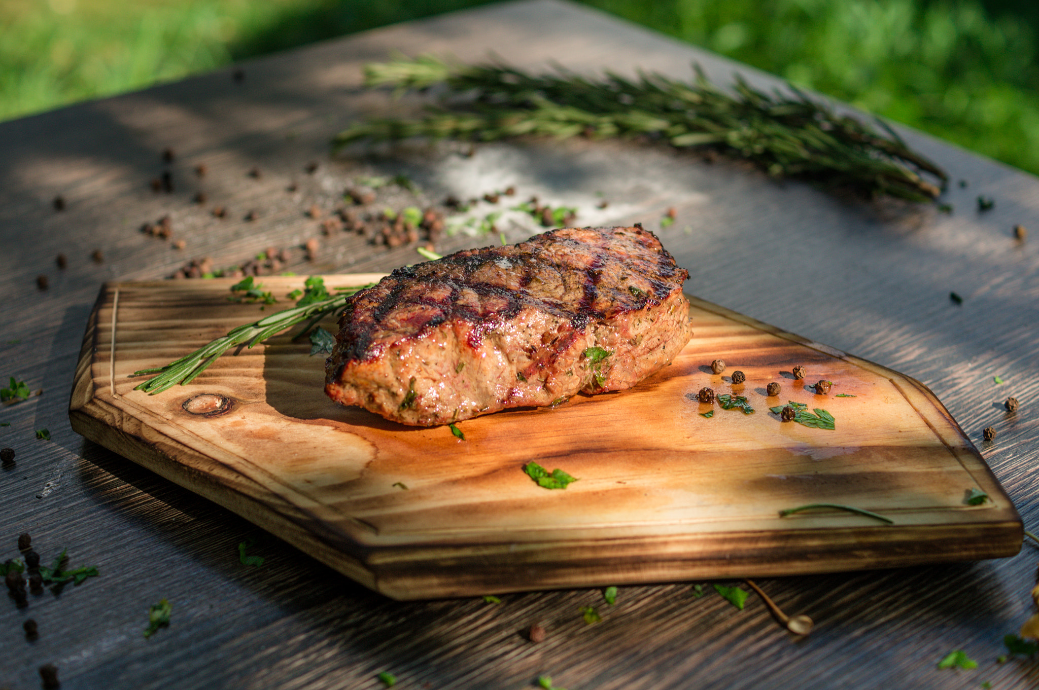 Sony SLT-A57 + Sony DT 35mm F1.8 SAM sample photo. Steak photography