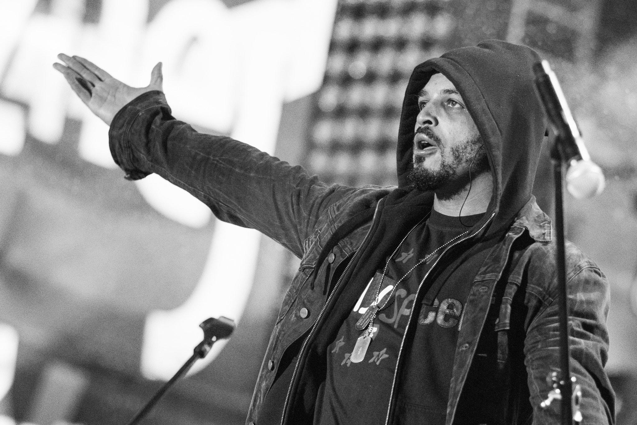 Canon EOS 60D + Canon EF 135mm F2L USM sample photo. 24. finał woŚp - koncert pkin warszawa photography