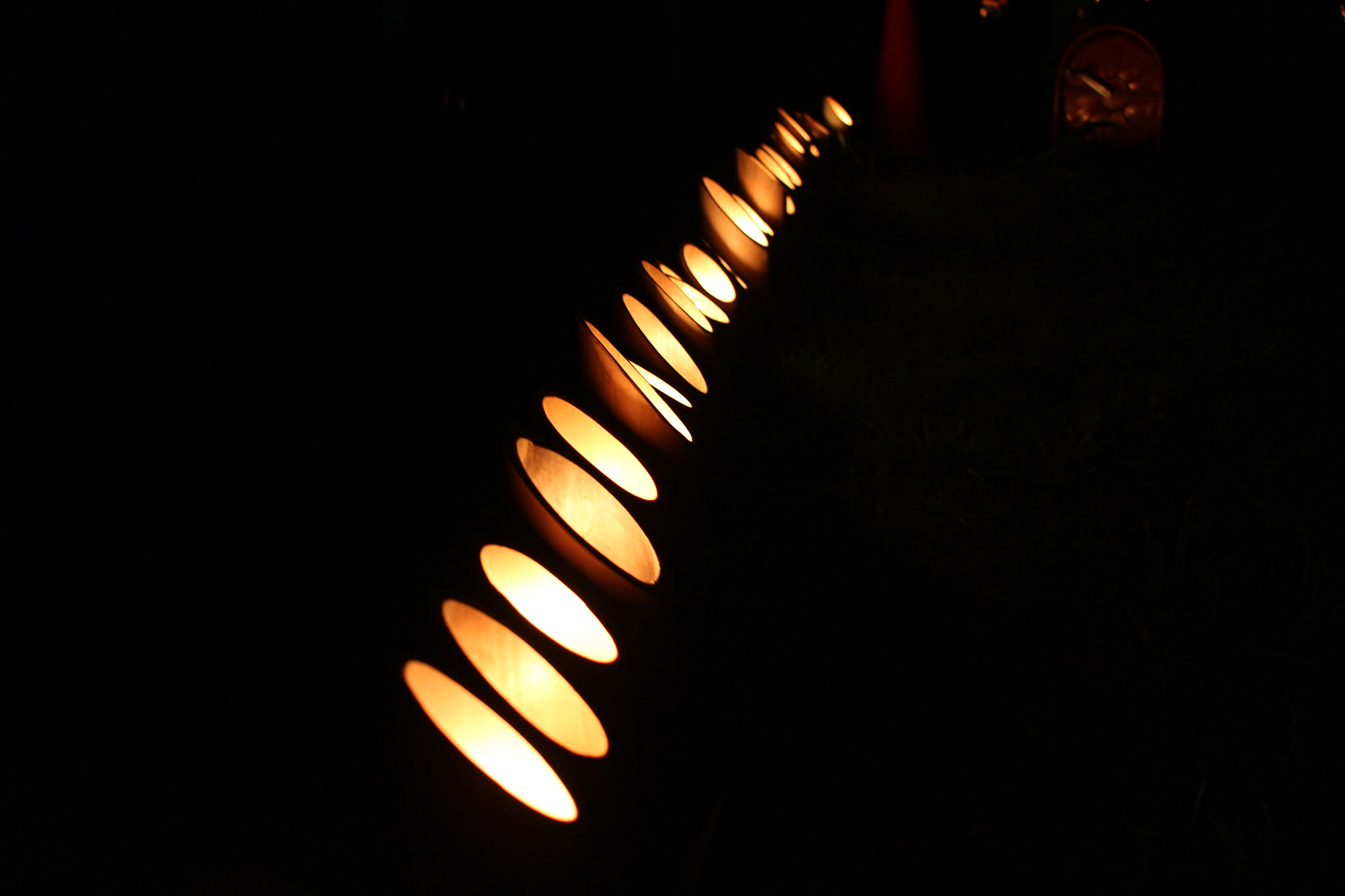 Canon EOS 100D (EOS Rebel SL1 / EOS Kiss X7) sample photo. Bamboo lanterns photography