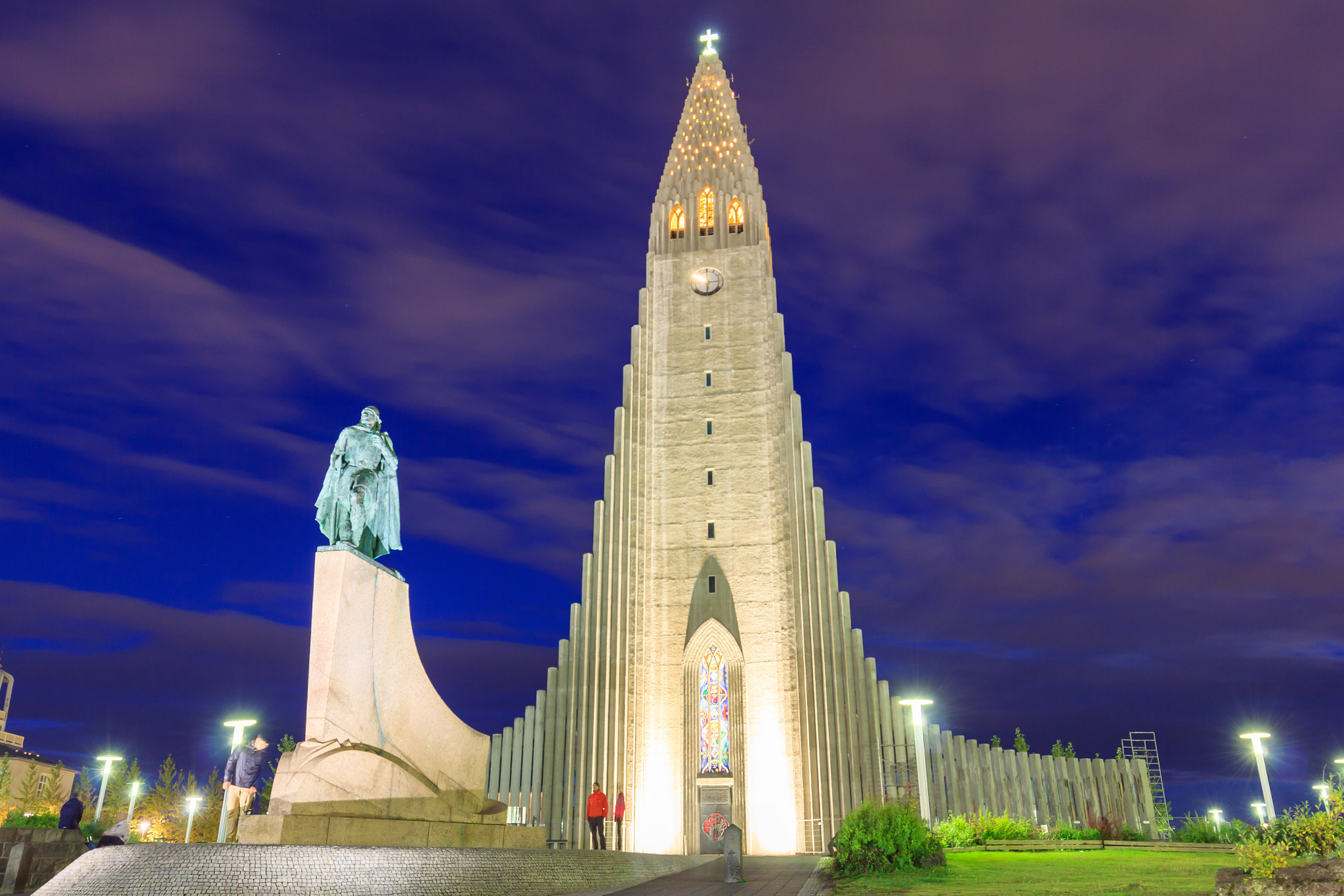 Canon EOS 60D + Canon EF 16-35mm F4L IS USM sample photo. Reykjavik church photography