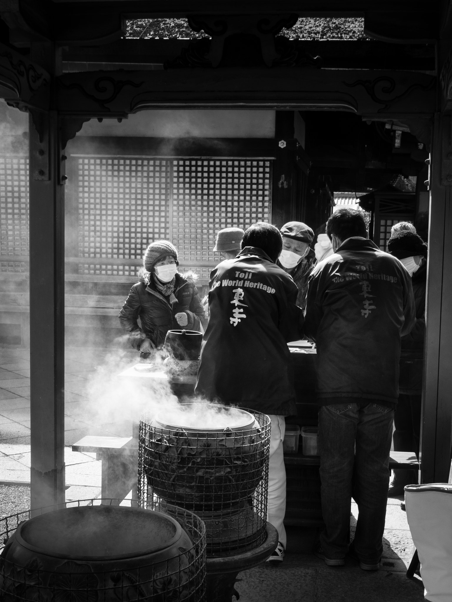 Olympus OM-D E-M5 II + OLYMPUS M.9-18mm F4.0-5.6 sample photo. Toji temple walks #1 photography