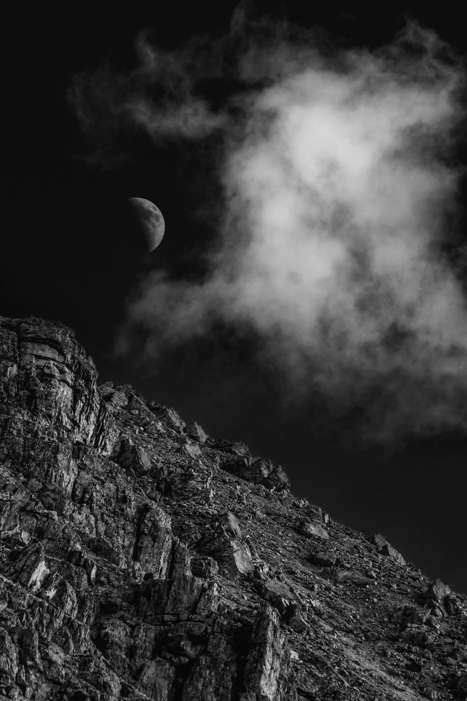 Pentax K-S2 + HD Pentax DA 55-300mm F4.0-5.8 ED WR sample photo. Moonrise - tre cime di lavaredo photography