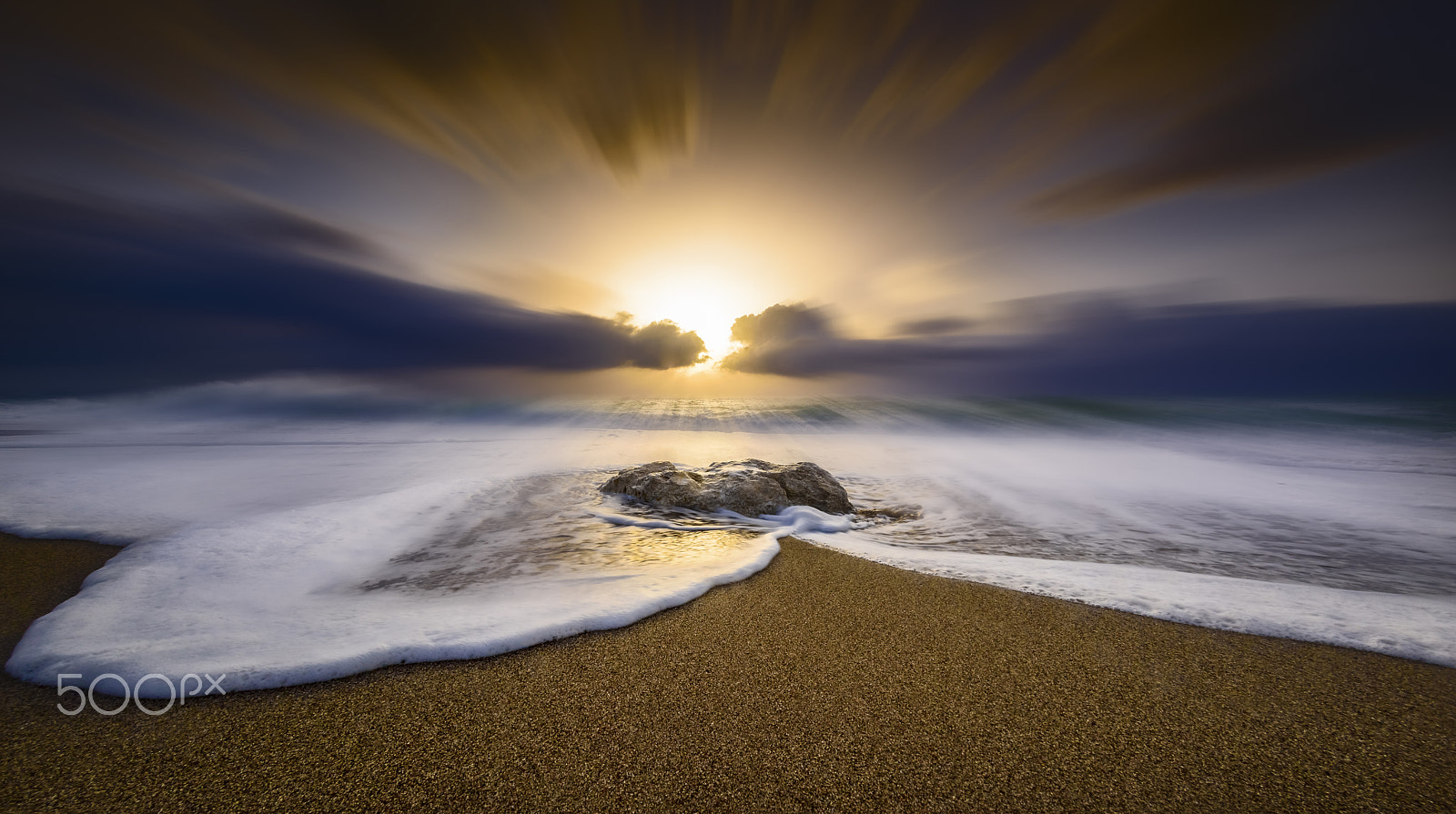 Samyang 12mm F2.8 ED AS NCS Fisheye sample photo. The rock photography