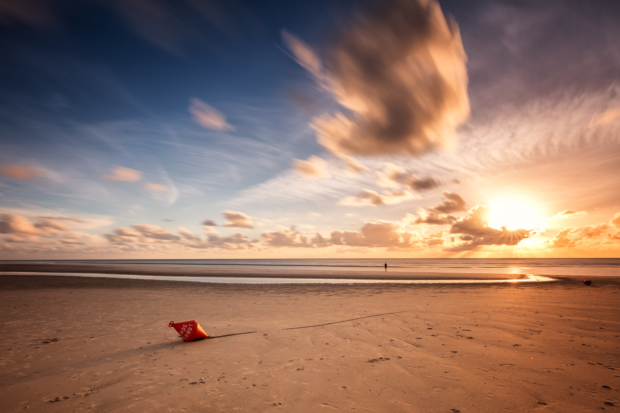 Canon EOS 5DS R + Canon EF 16-35mm F4L IS USM sample photo. [endlessly...] photography